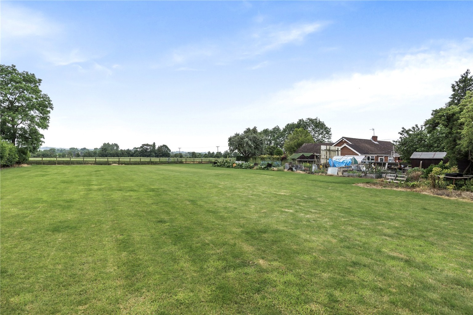 3 bed detached house for sale in Wintringham, St. Neots  - Property Image 17