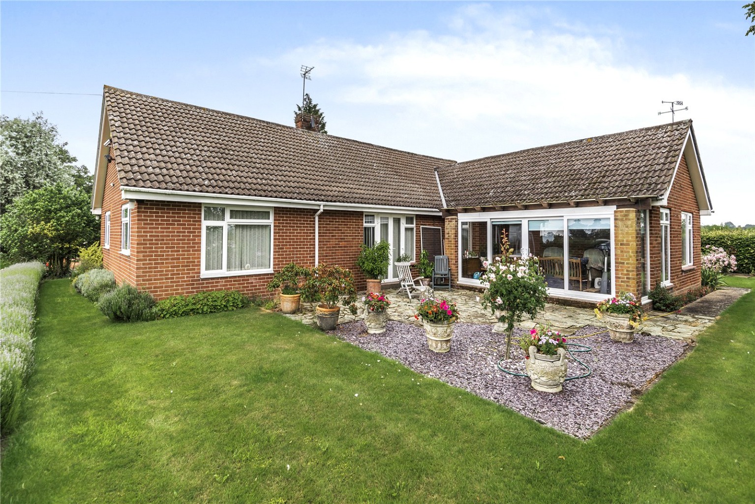 3 bed detached house for sale in Wintringham, St. Neots  - Property Image 4