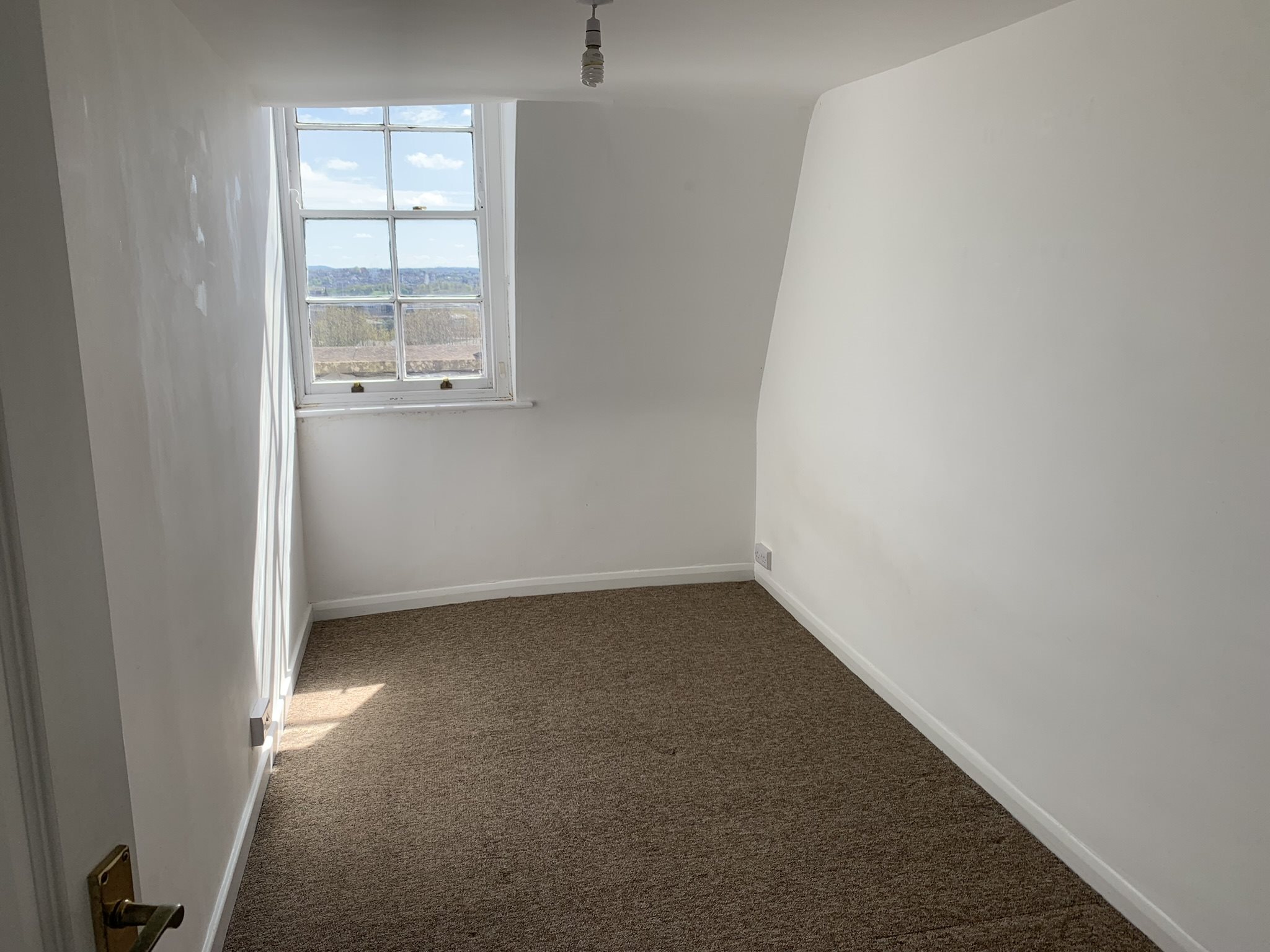 2 bed flat to rent in Berkeley House, Charlotte Street  - Property Image 7