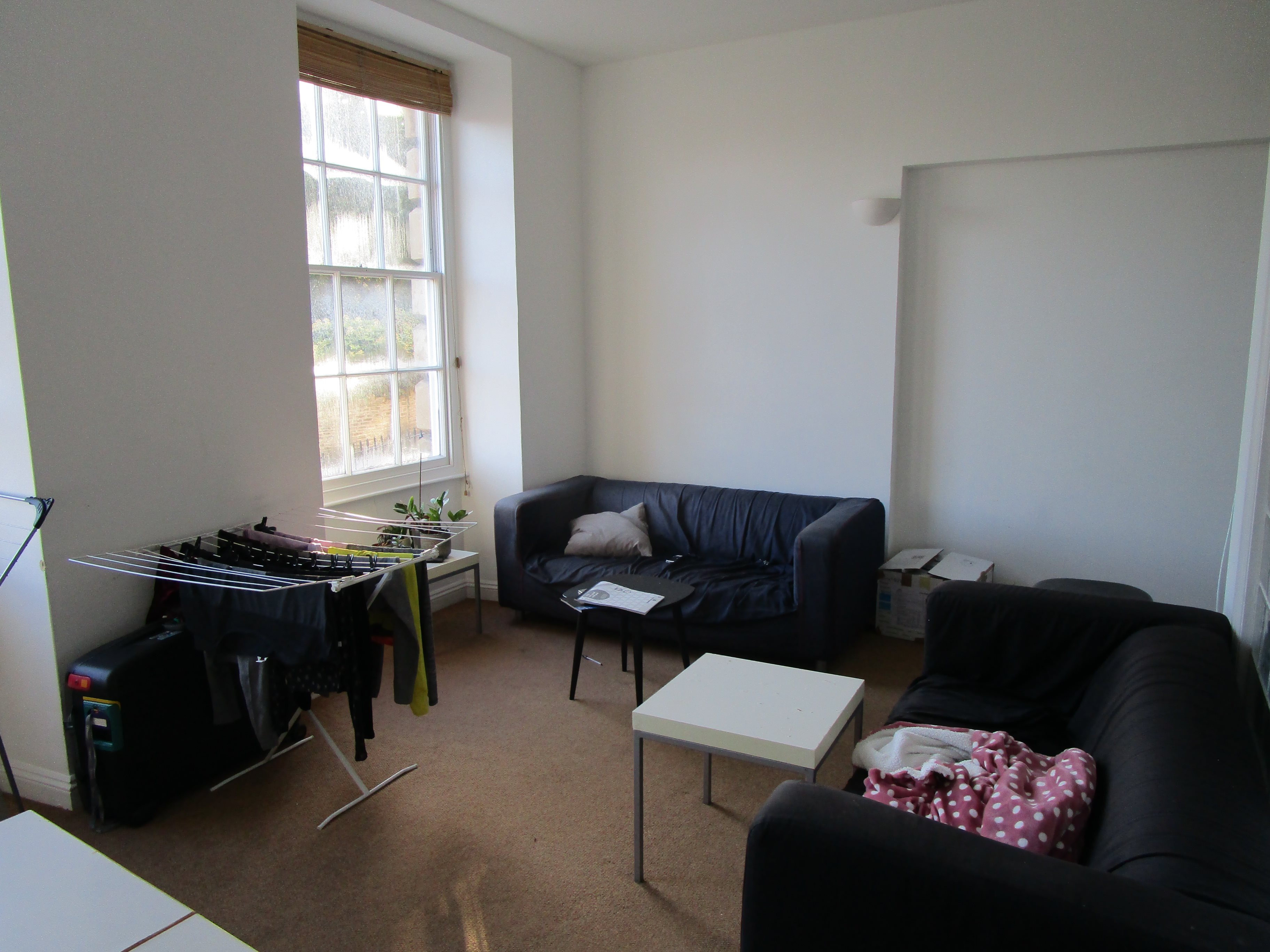3 bed flat to rent in Charlotte Street  - Property Image 3
