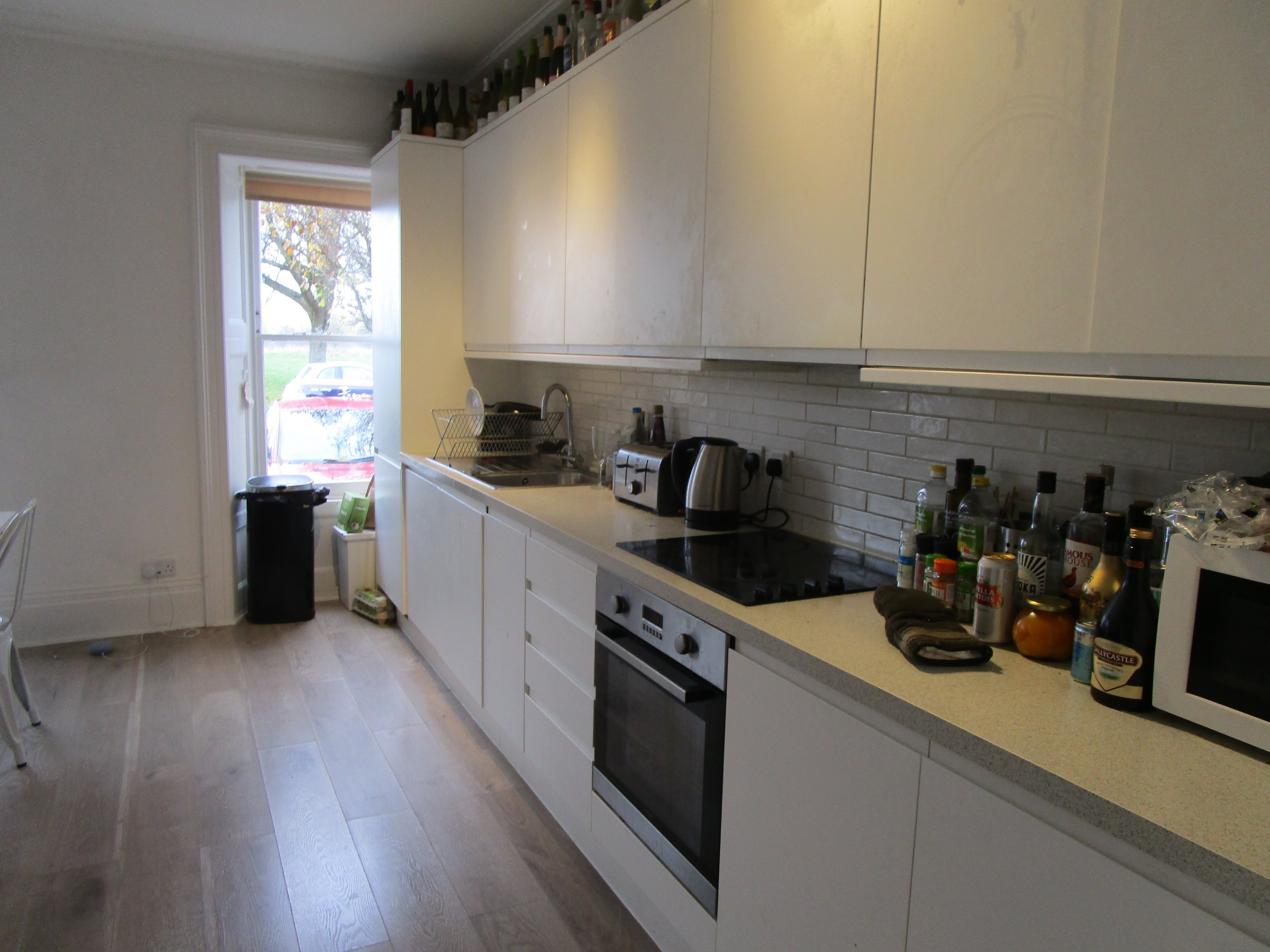 5 bed terraced house to rent in Upper Belgrave Road, Clifton 2