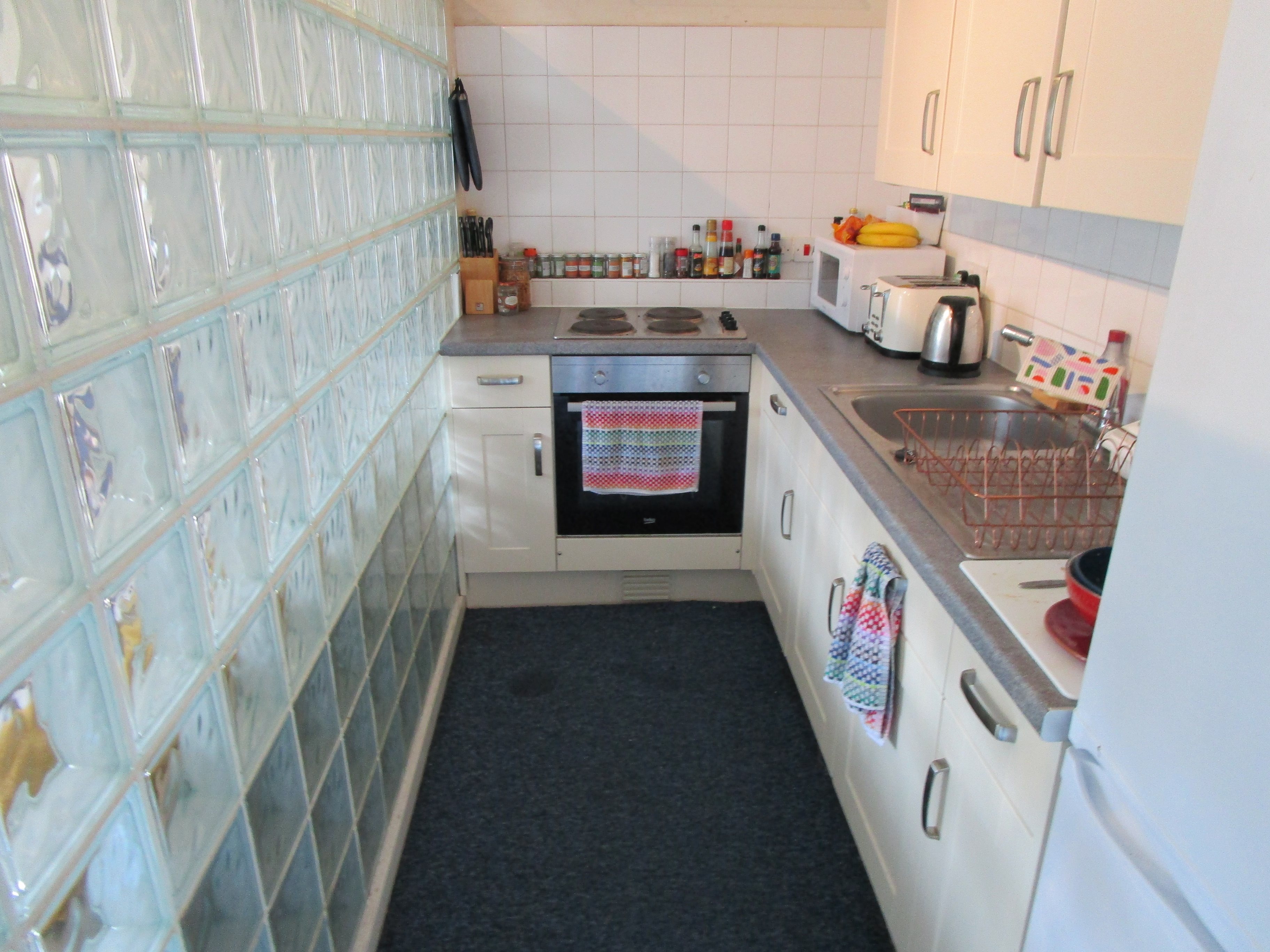3 bed maisonette to rent in Portland Street, Clifton  - Property Image 4