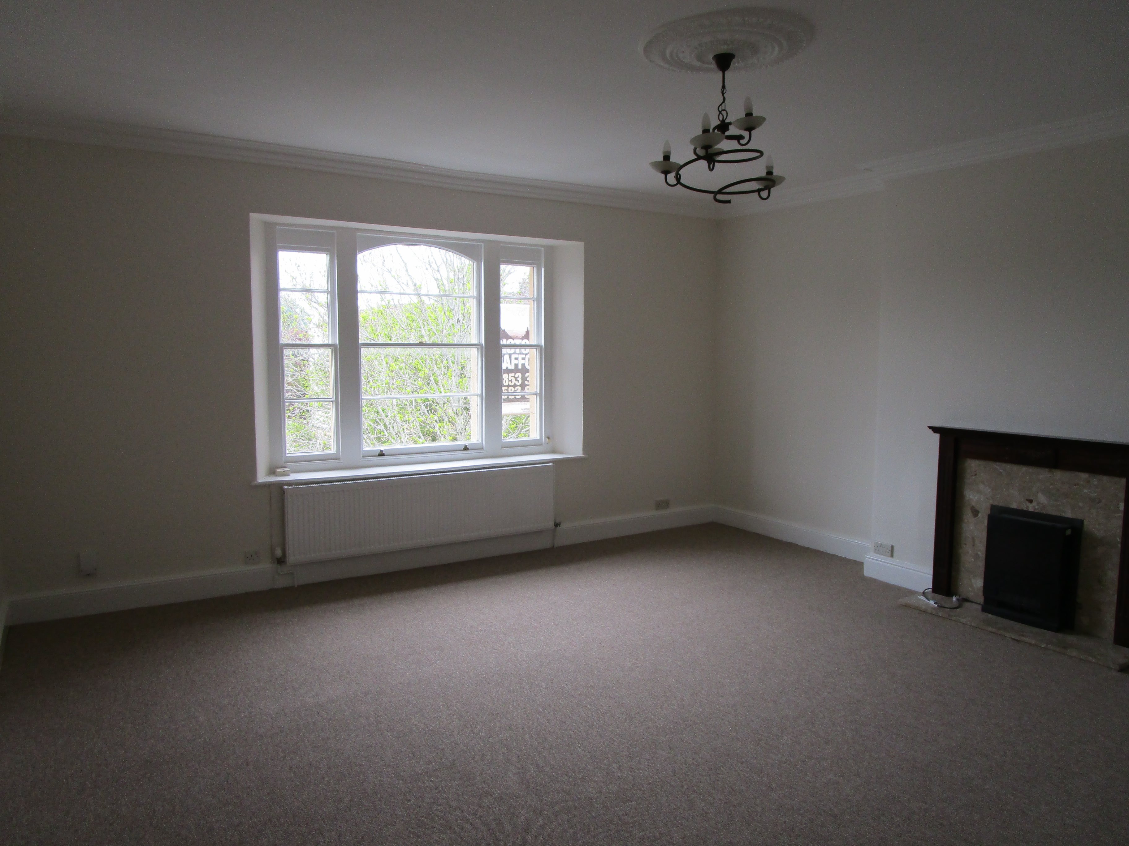 3 bed flat to rent in Cambridge Park, Redland  - Property Image 2