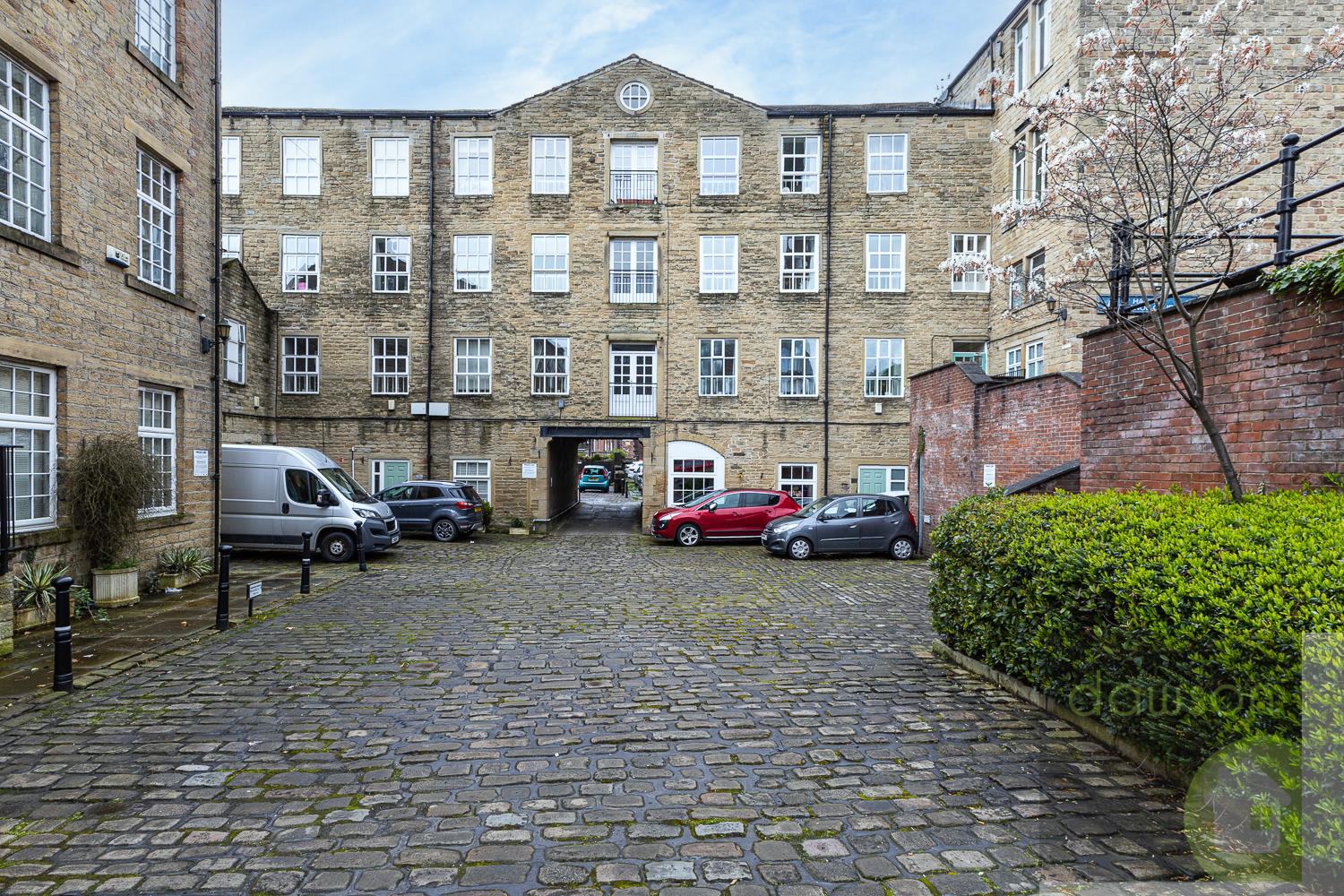 2 bed apartment for sale in Wharf Street, Sowerby Bridge - Property Image 1
