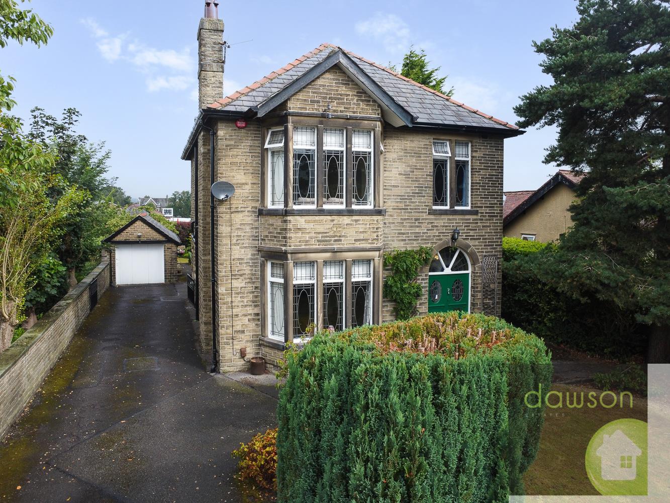4 bed detached house for sale in Victoria Road, Elland  - Property Image 1