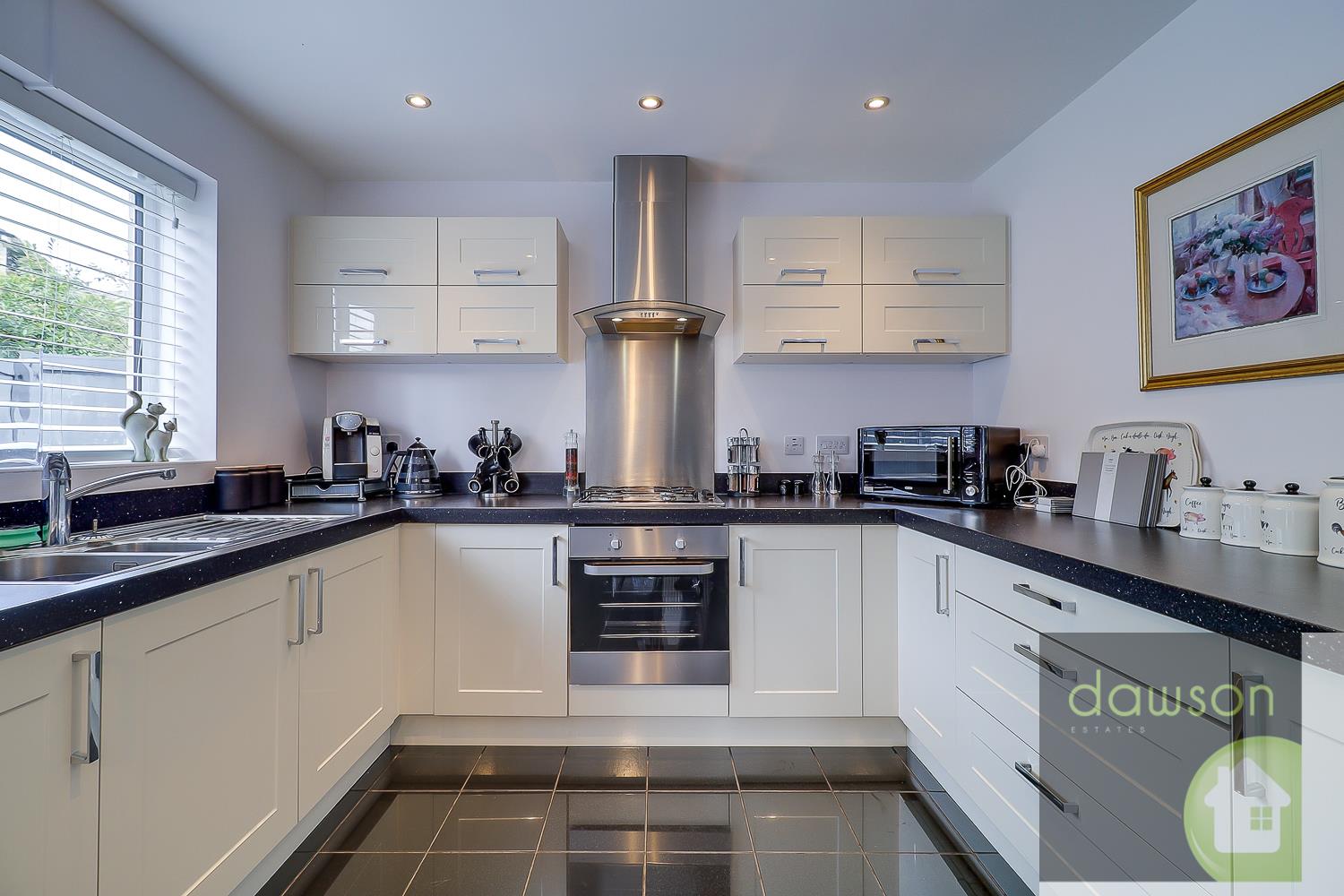 4 bed detached house for sale in Old Mill Dam Lane, Bradford  - Property Image 3