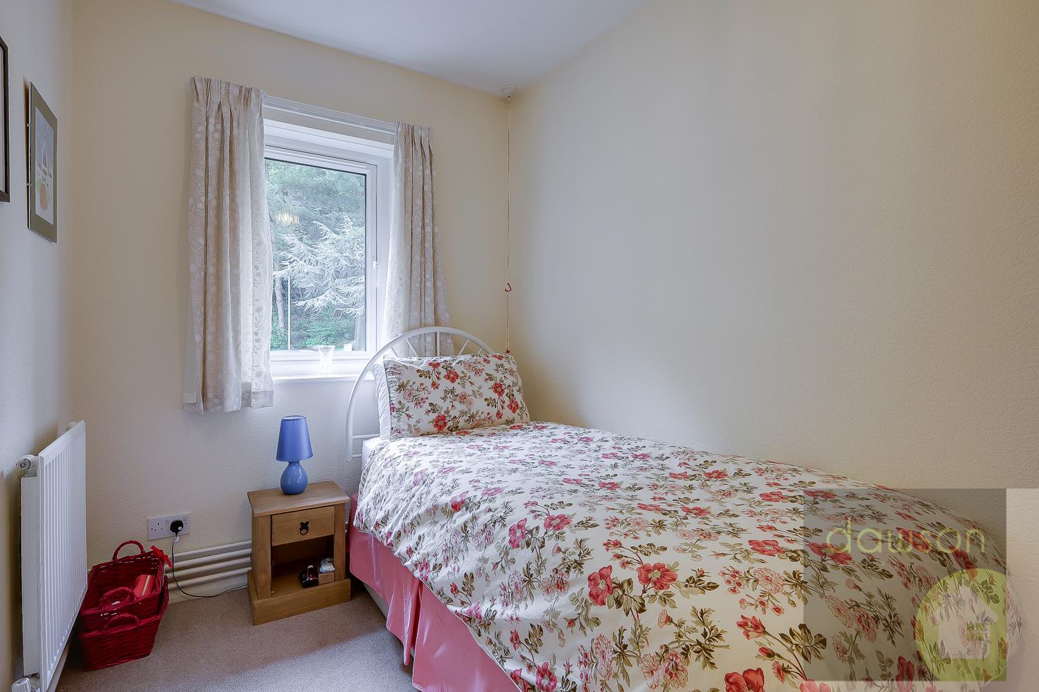 2 bed apartment for sale in Fox Court, Halifax  - Property Image 9