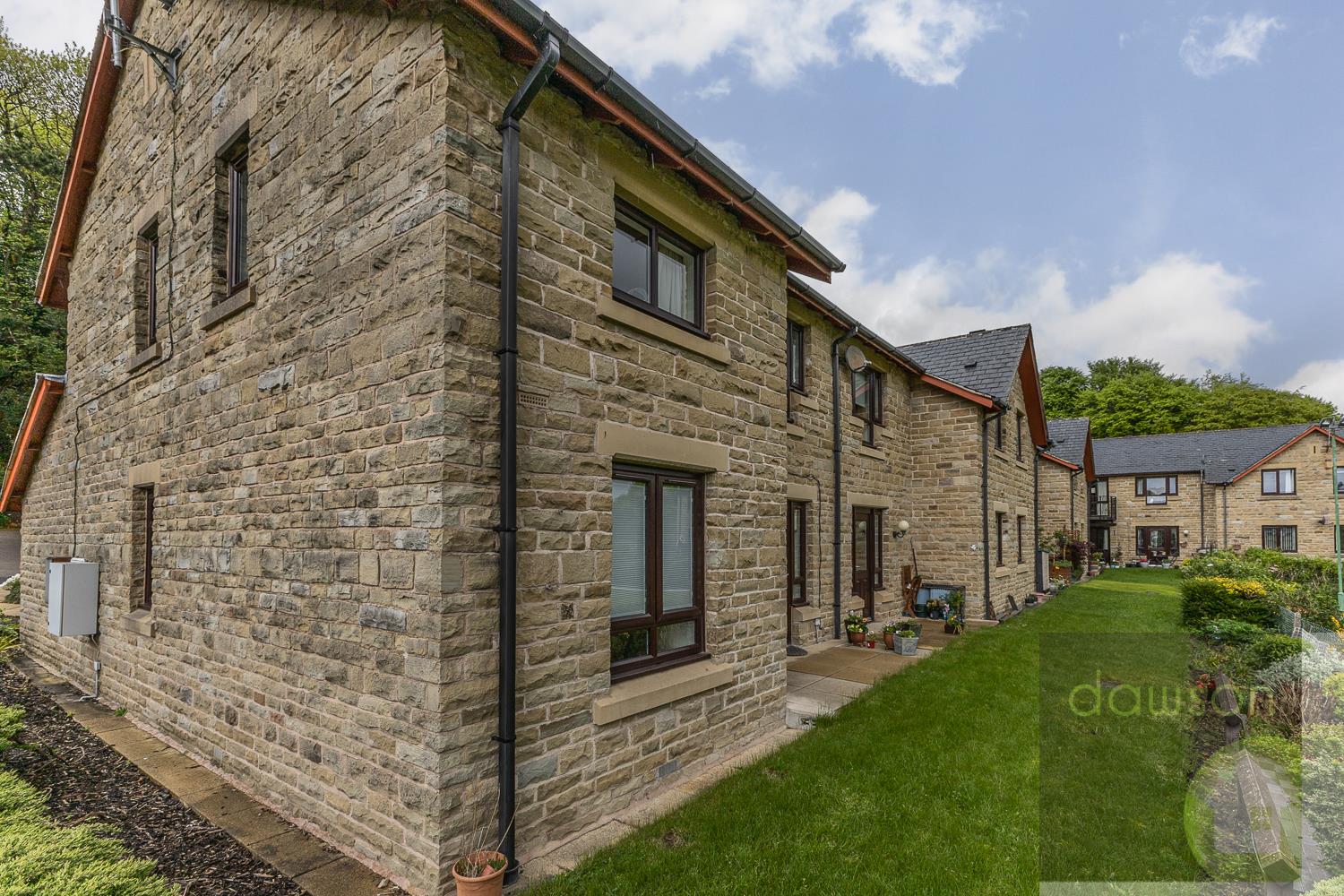 2 bed apartment for sale in Fox Court, Halifax  - Property Image 13