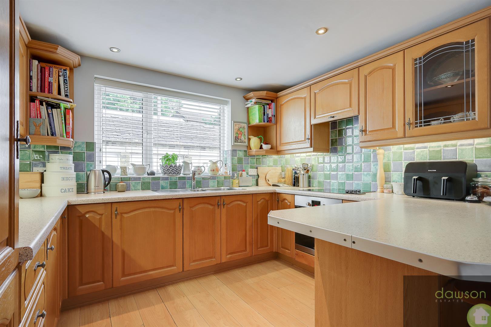 4 bed semi-detached house for sale in Hoults Lane, Halifax  - Property Image 10