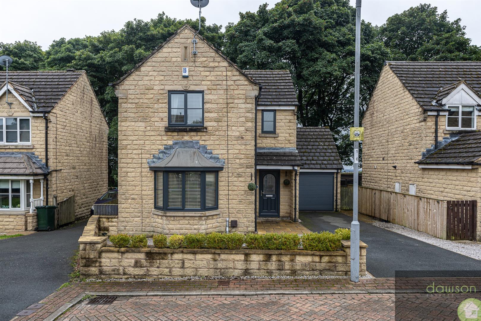 3 bed detached house for sale in Pintail Avenue, Bradford 32