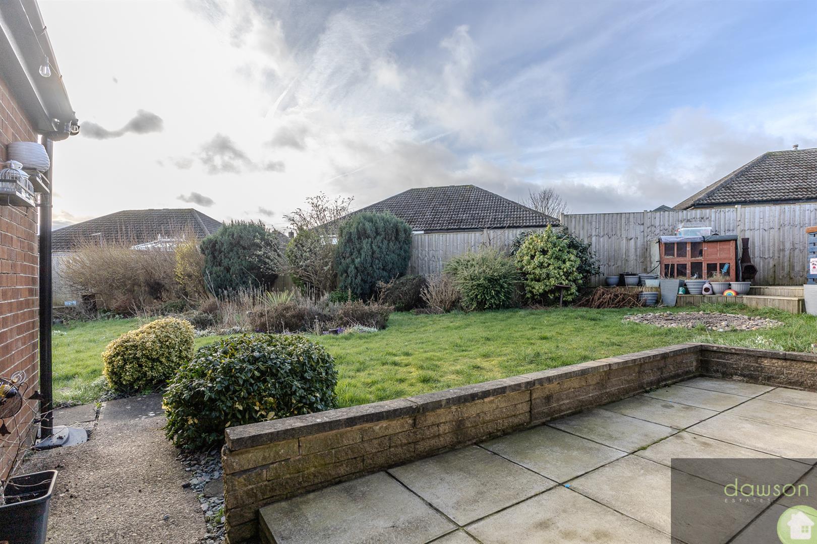 3 bed semi-detached bungalow for sale in Chiltern Avenue, Huddersfield  - Property Image 17