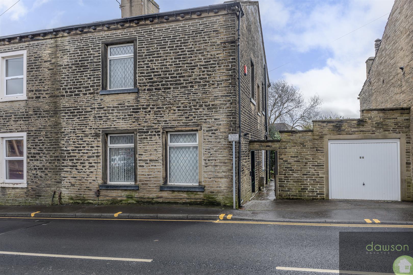 3 bed semi-detached house for sale in Towngate, Halifax  - Property Image 25