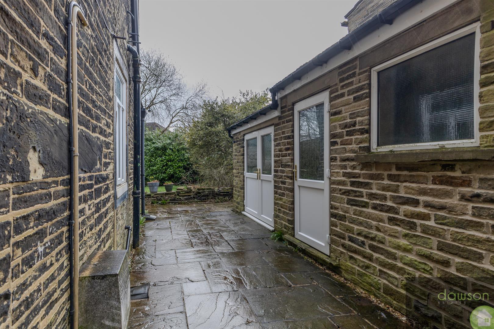 3 bed semi-detached house for sale in Towngate, Halifax  - Property Image 21