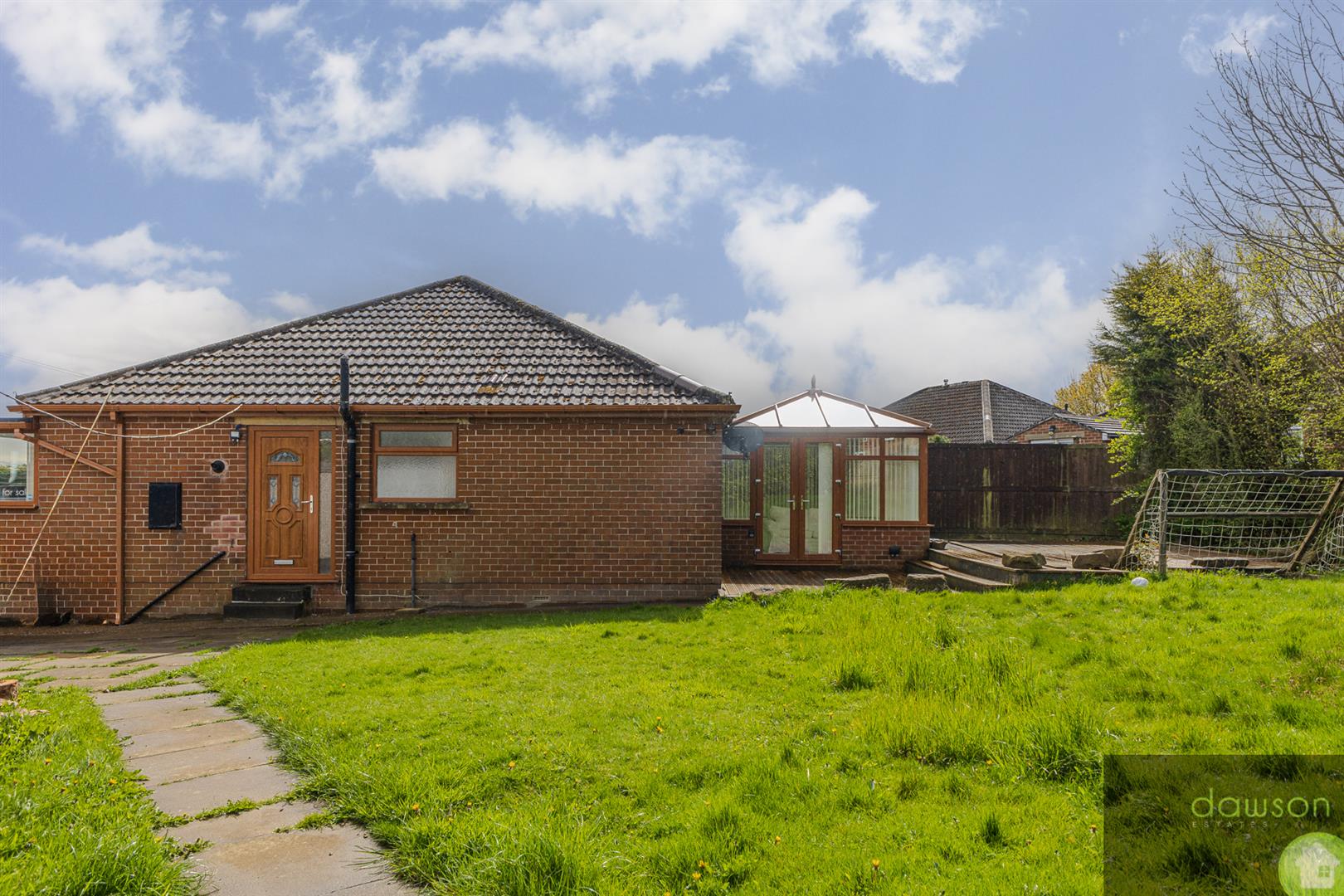 2 bed semi-detached bungalow for sale in Chiltern Avenue, Huddersfield  - Property Image 24