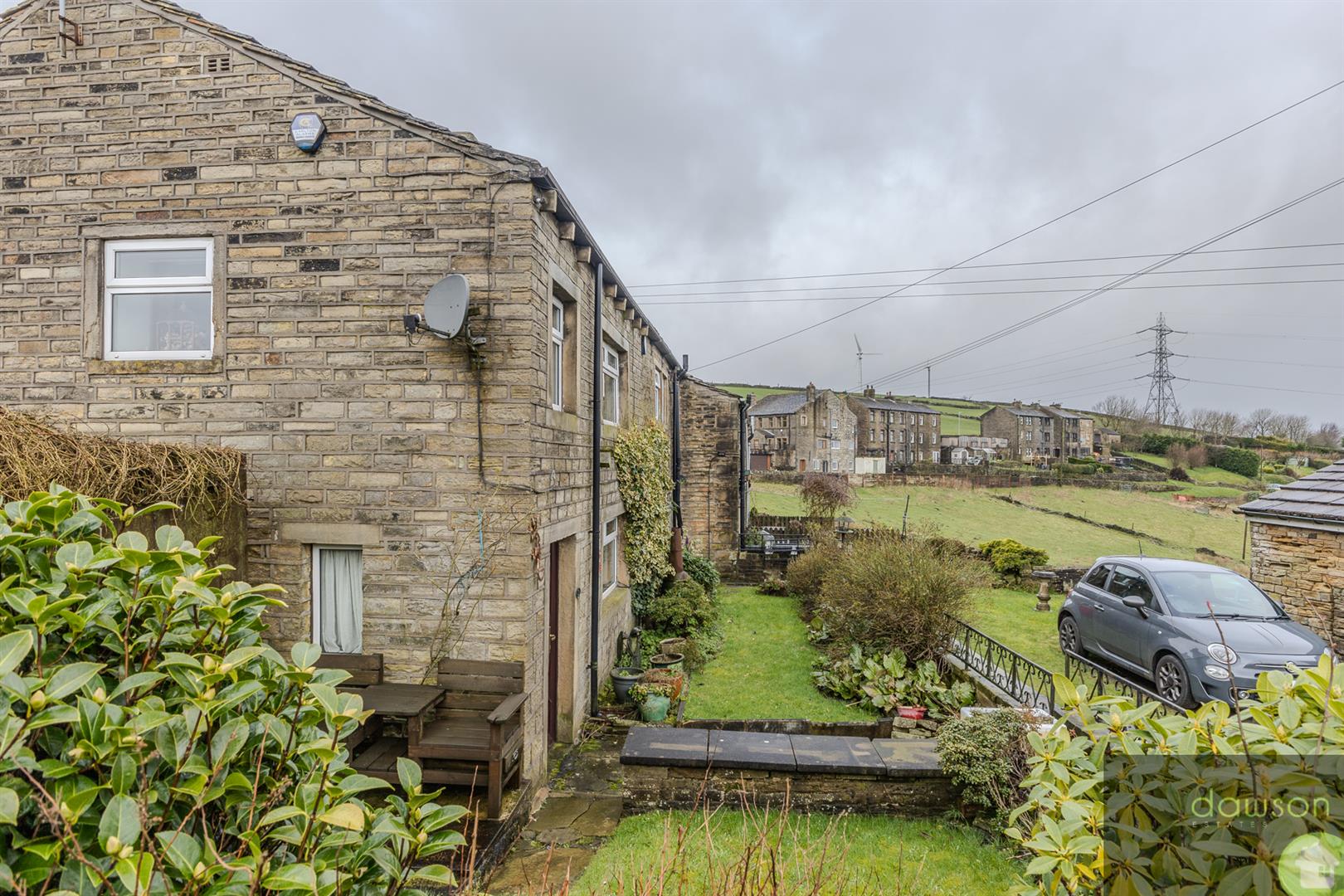 3 bed cottage for sale in Greengate Head, Halifax  - Property Image 23