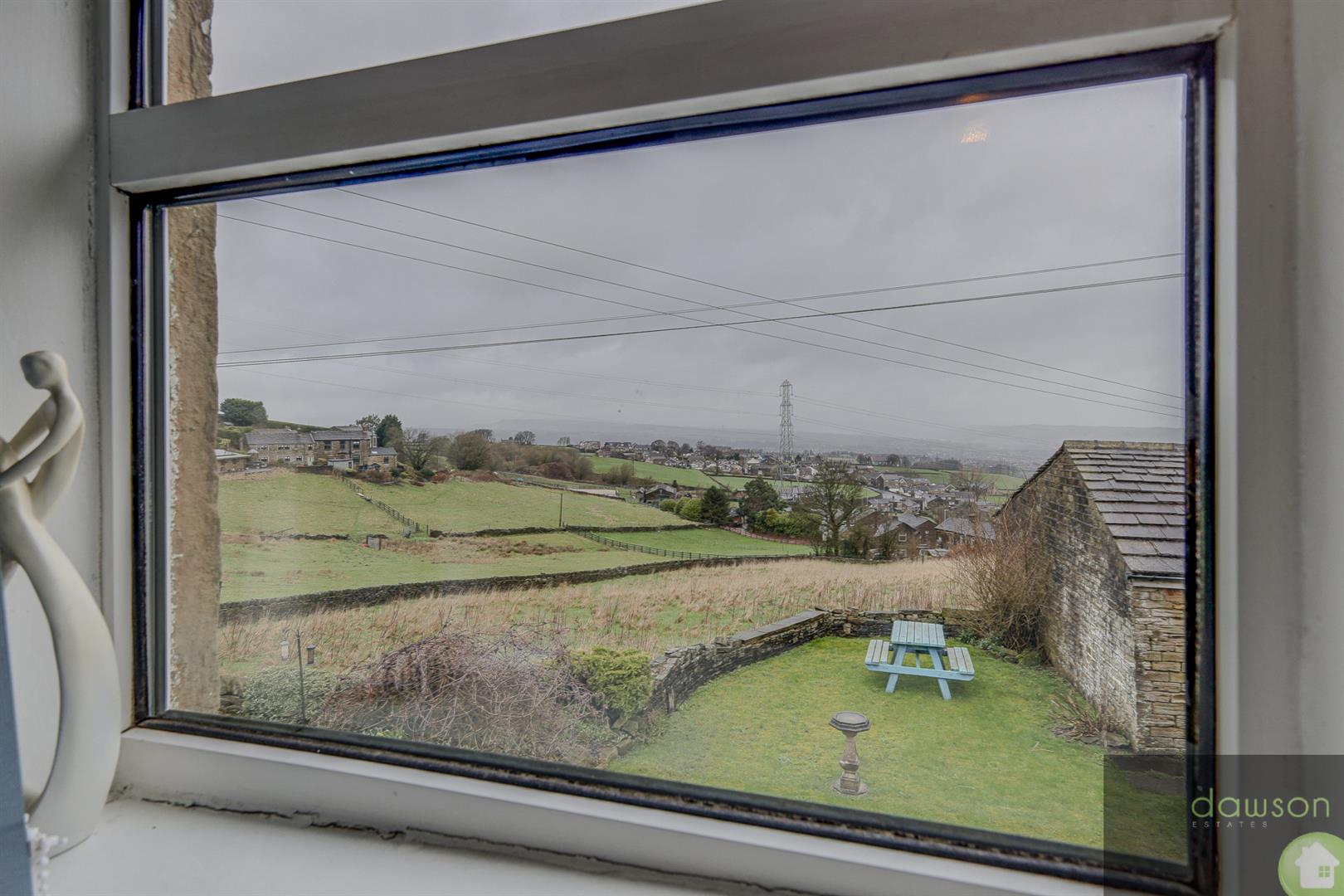 3 bed cottage for sale in Greengate Head, Halifax  - Property Image 18