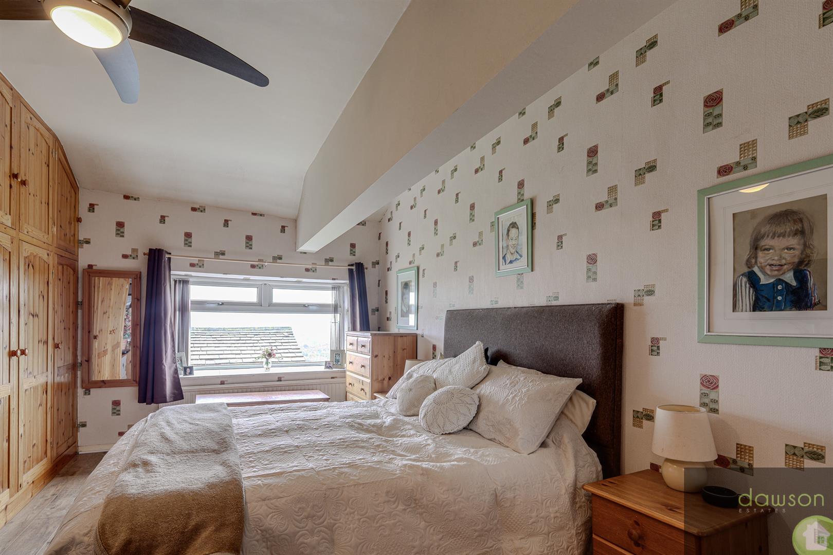3 bed cottage for sale in Greengate Head, Halifax  - Property Image 12