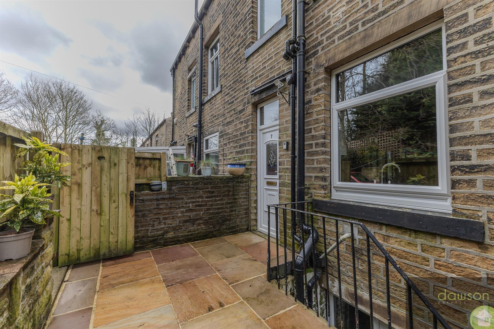 4 bed terraced house for sale in Willow Terrace, Sowerby Bridge  - Property Image 29