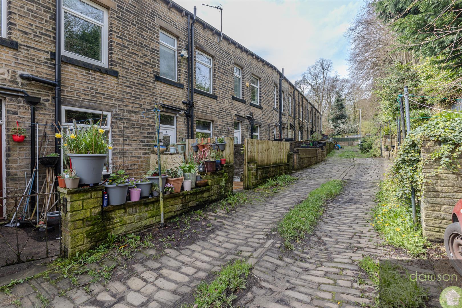 4 bed terraced house for sale in Willow Terrace, Sowerby Bridge  - Property Image 31