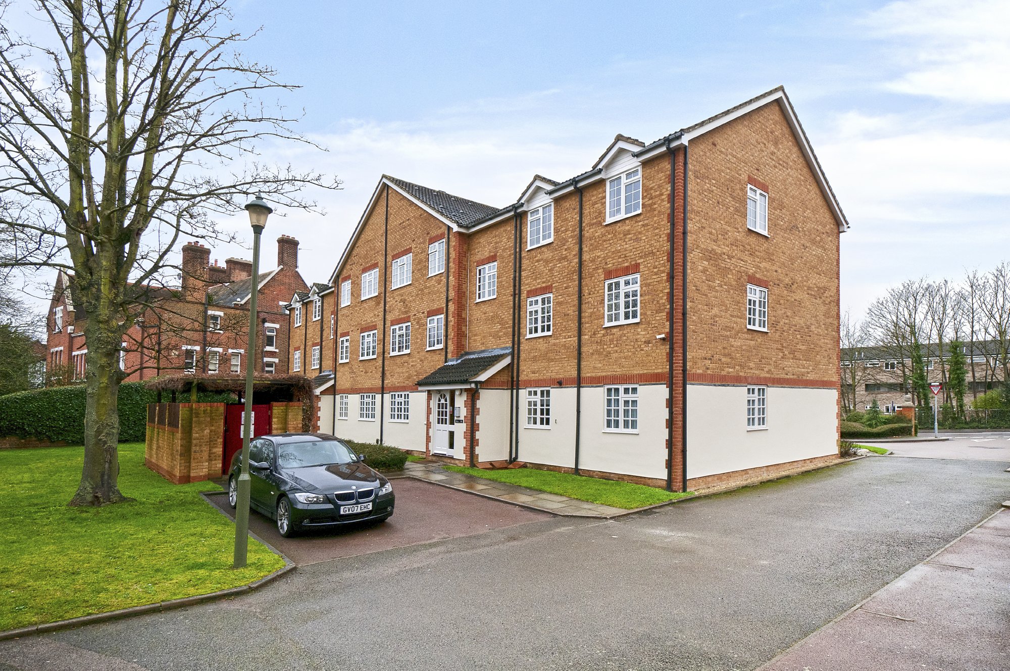2 bed flat for sale in Hanson Close, Beckenham  - Property Image 2