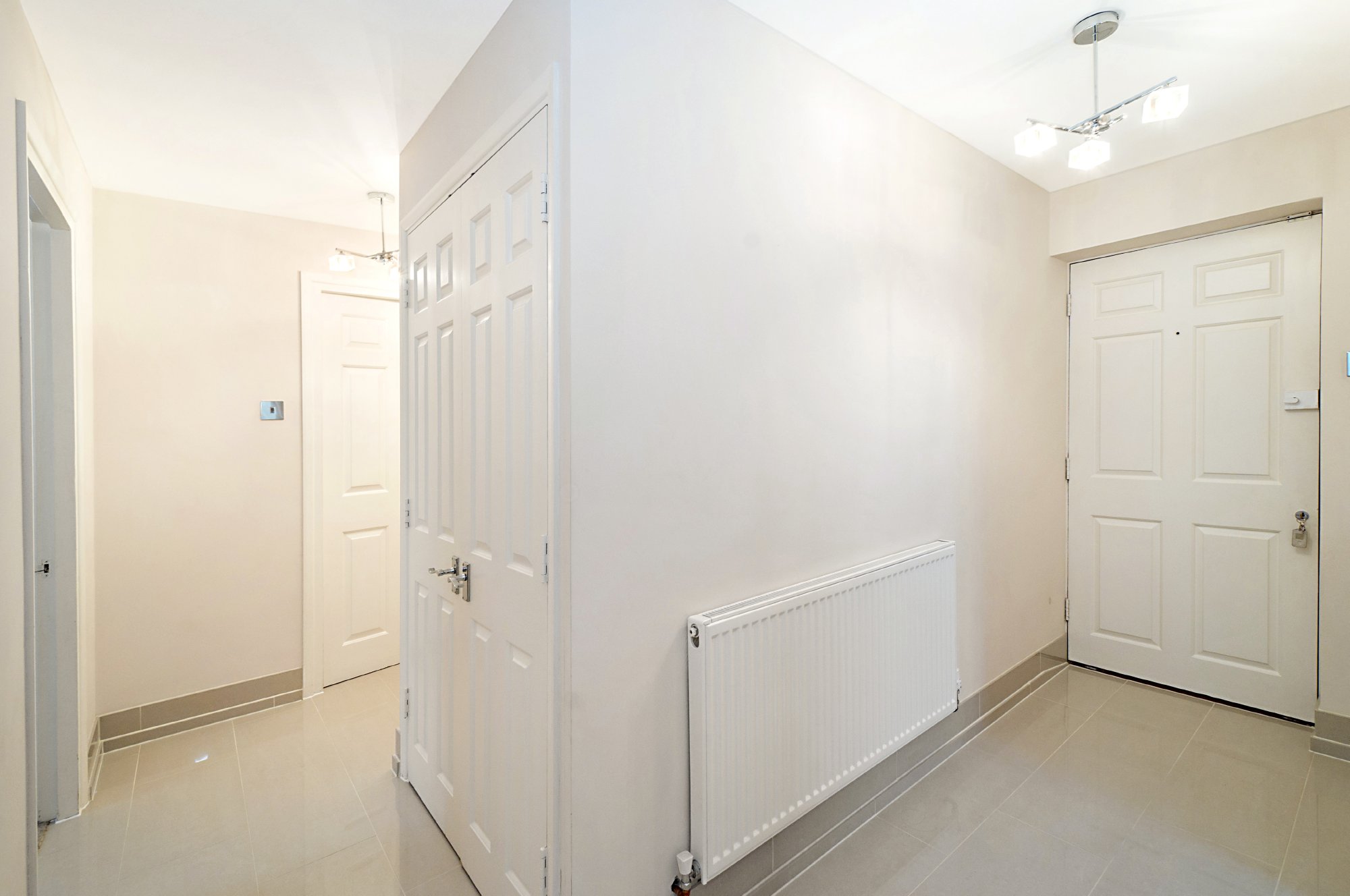 2 bed flat for sale in Hanson Close, Beckenham  - Property Image 4