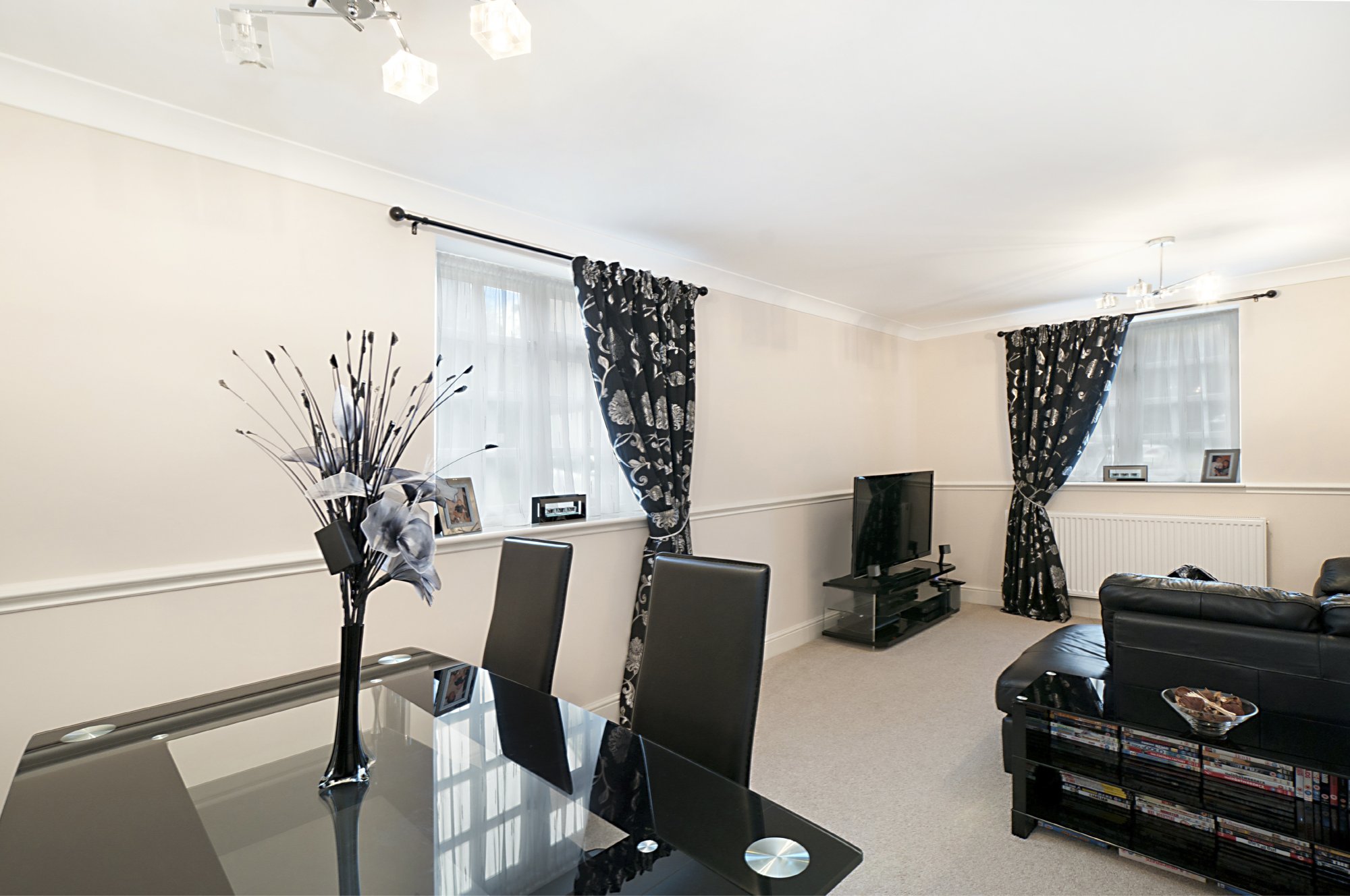 2 bed flat for sale in Hanson Close, Beckenham  - Property Image 5