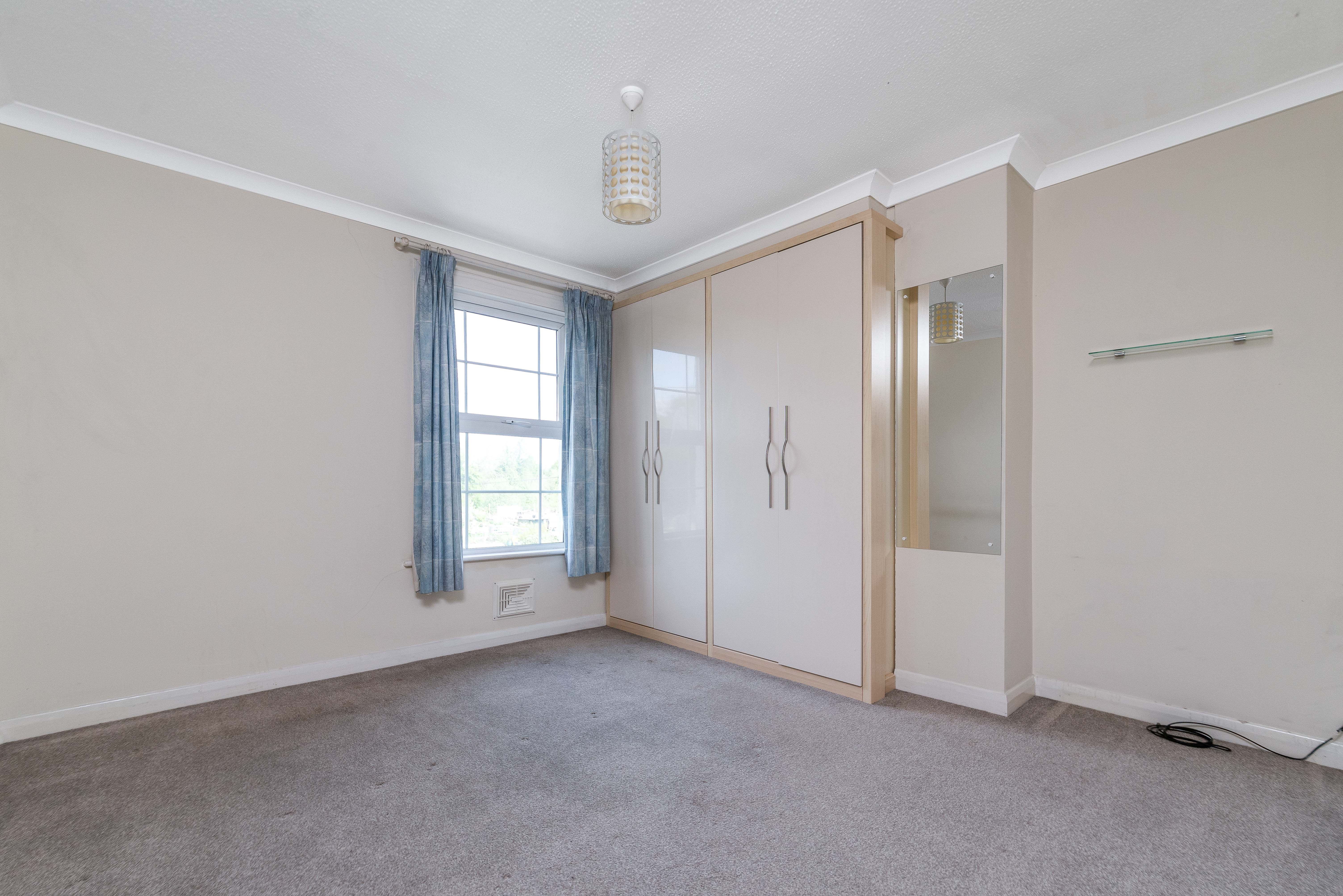 2 bed semi-detached house for sale in Lower Road, Orpington  - Property Image 11