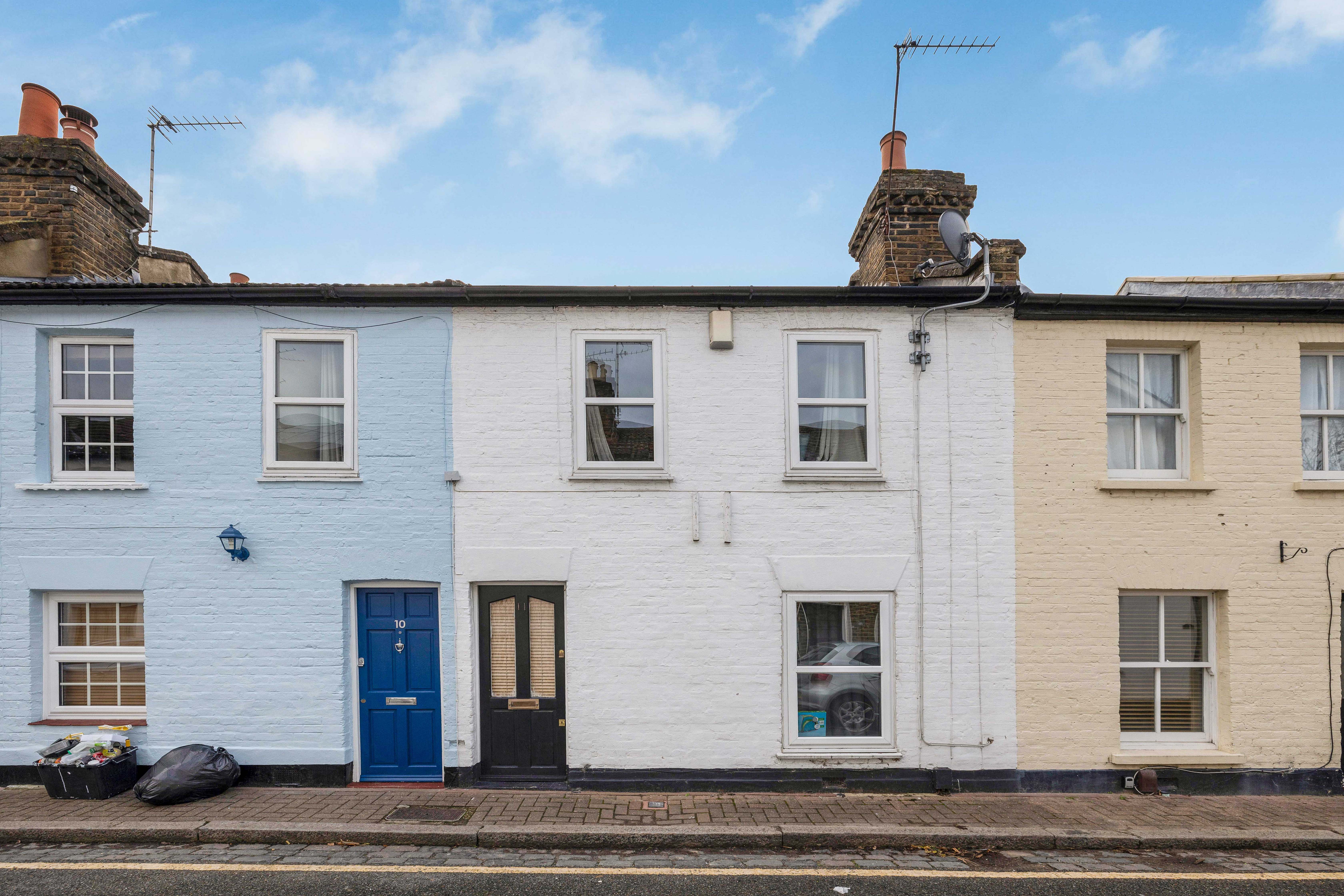 2 bed terraced house for sale in Plymouth Road, Bromley, BR1 