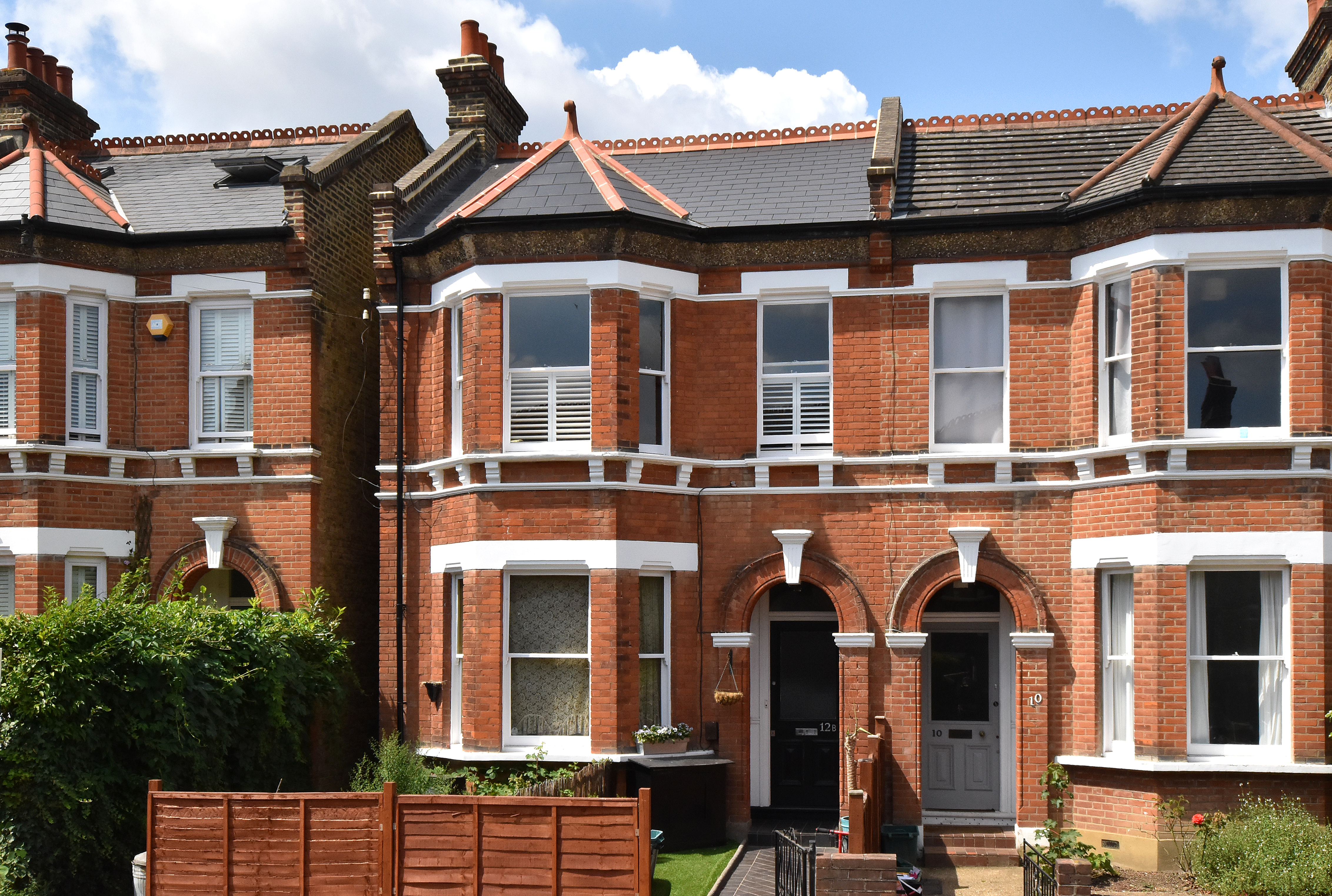 2 bed apartment for sale in Downs Road, Beckenham, BR3 