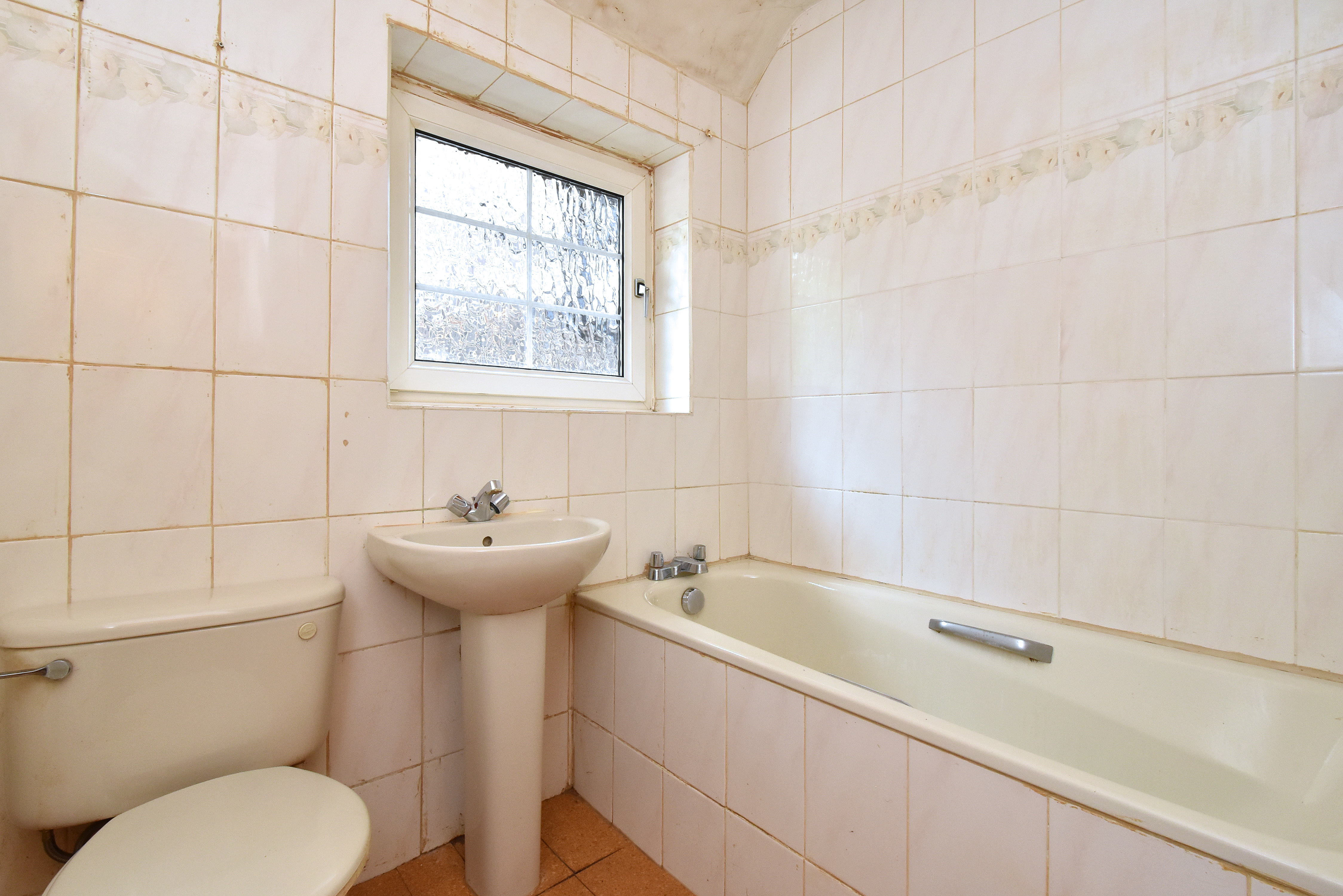 3 bed semi-detached house for sale in Farnaby Road, Bromley  - Property Image 9