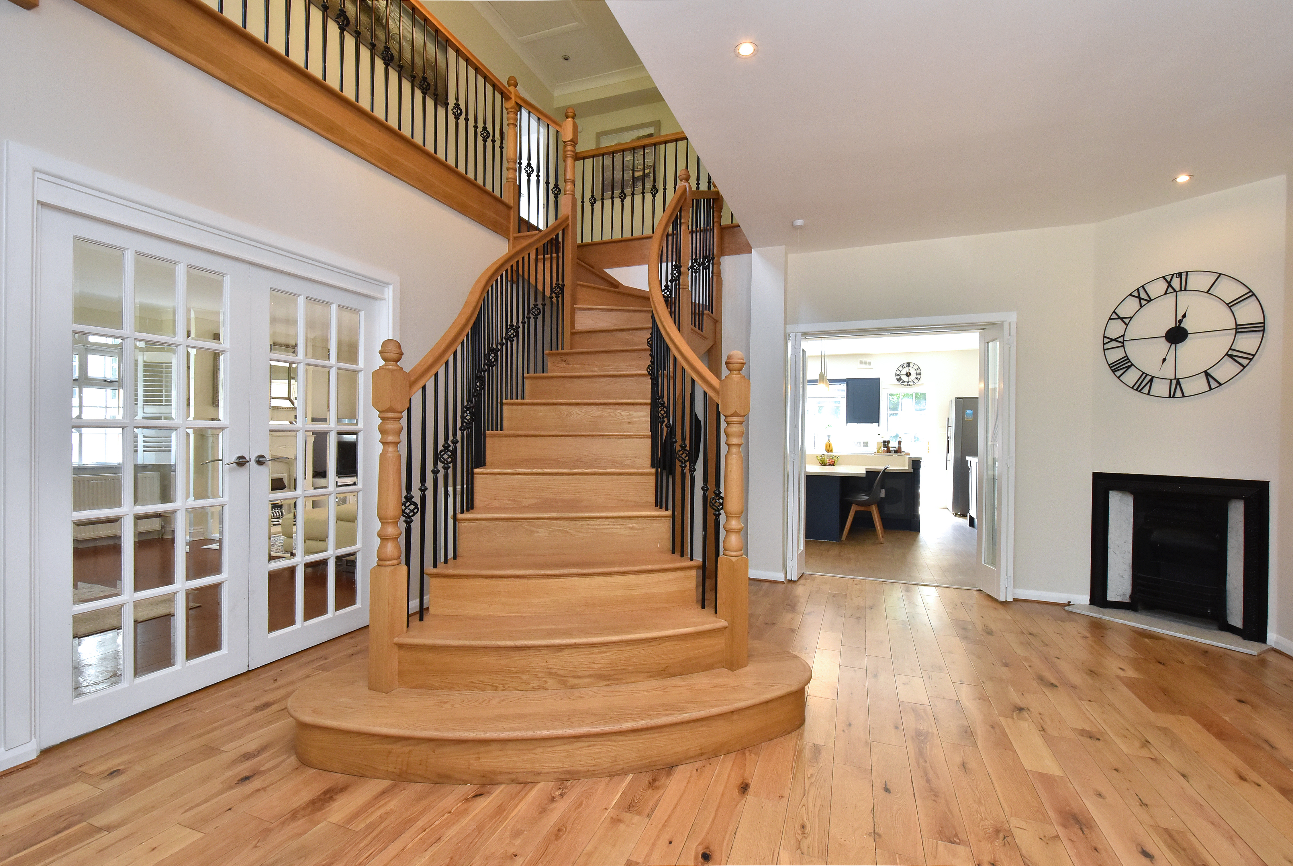 6 bed detached house for sale in Halstead, Sevenoaks  - Property Image 4