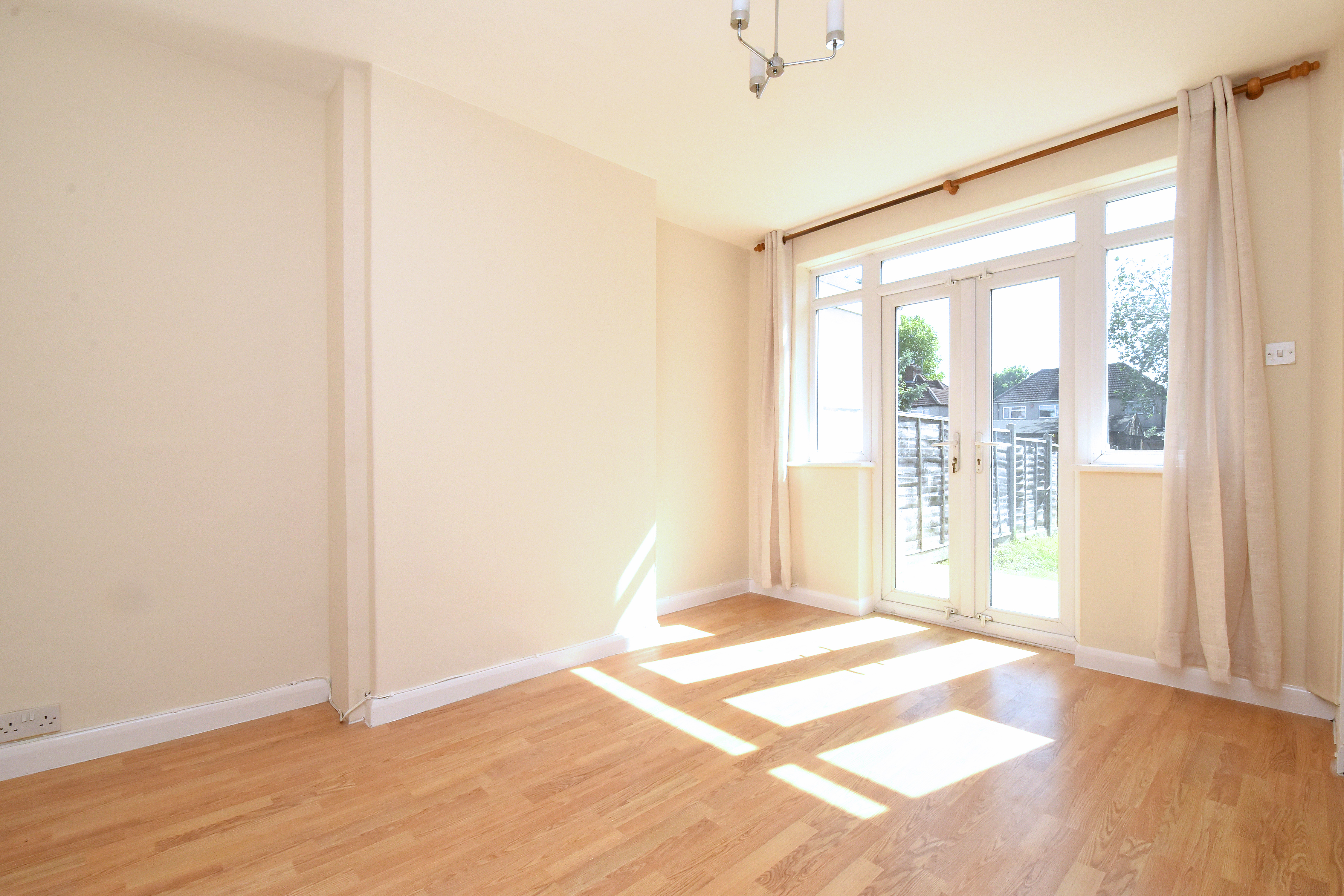 3 bed terraced house for sale in Brookmead Way, Orpington  - Property Image 7