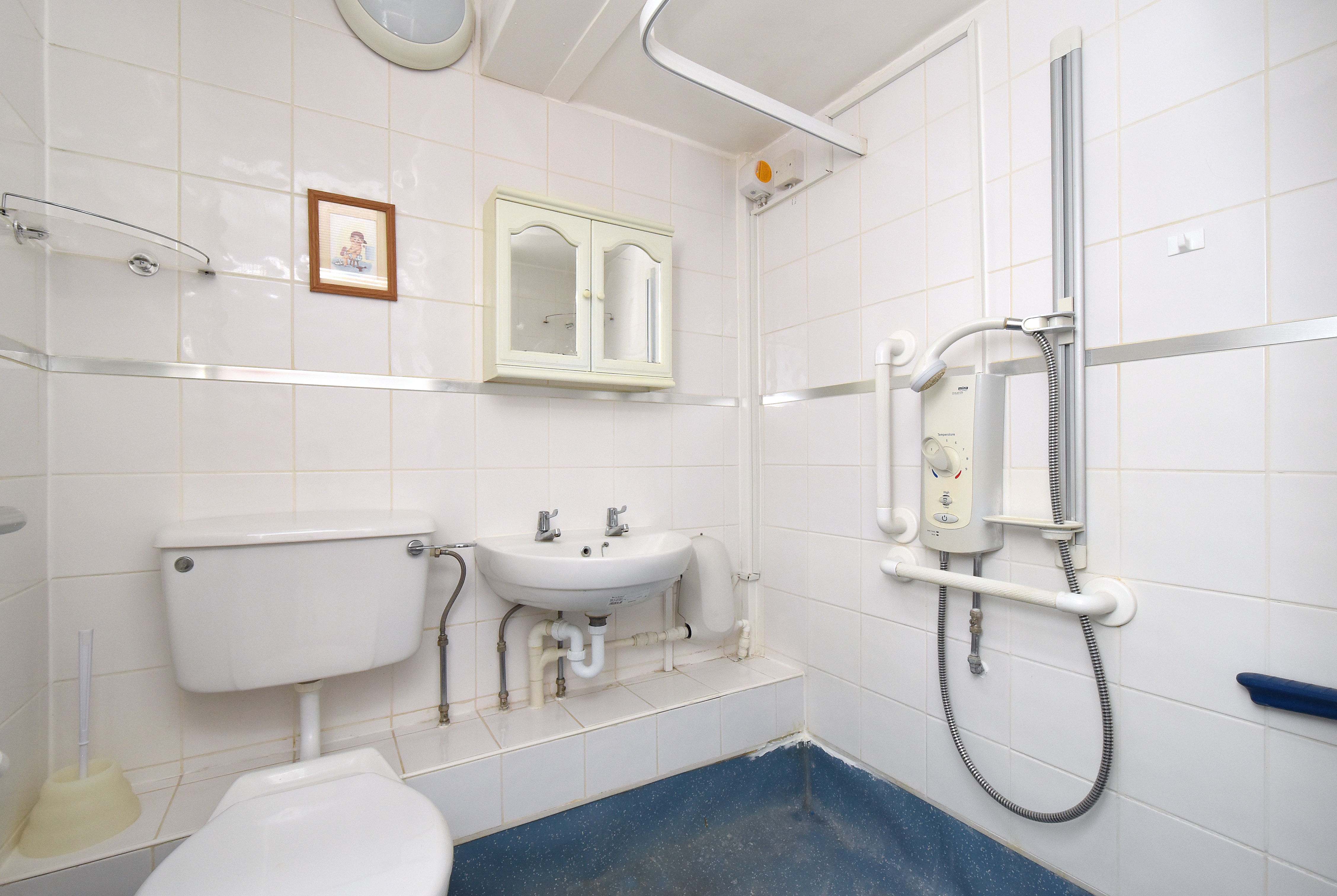 4 bed end of terrace house for sale in Tierney Road, London  - Property Image 9