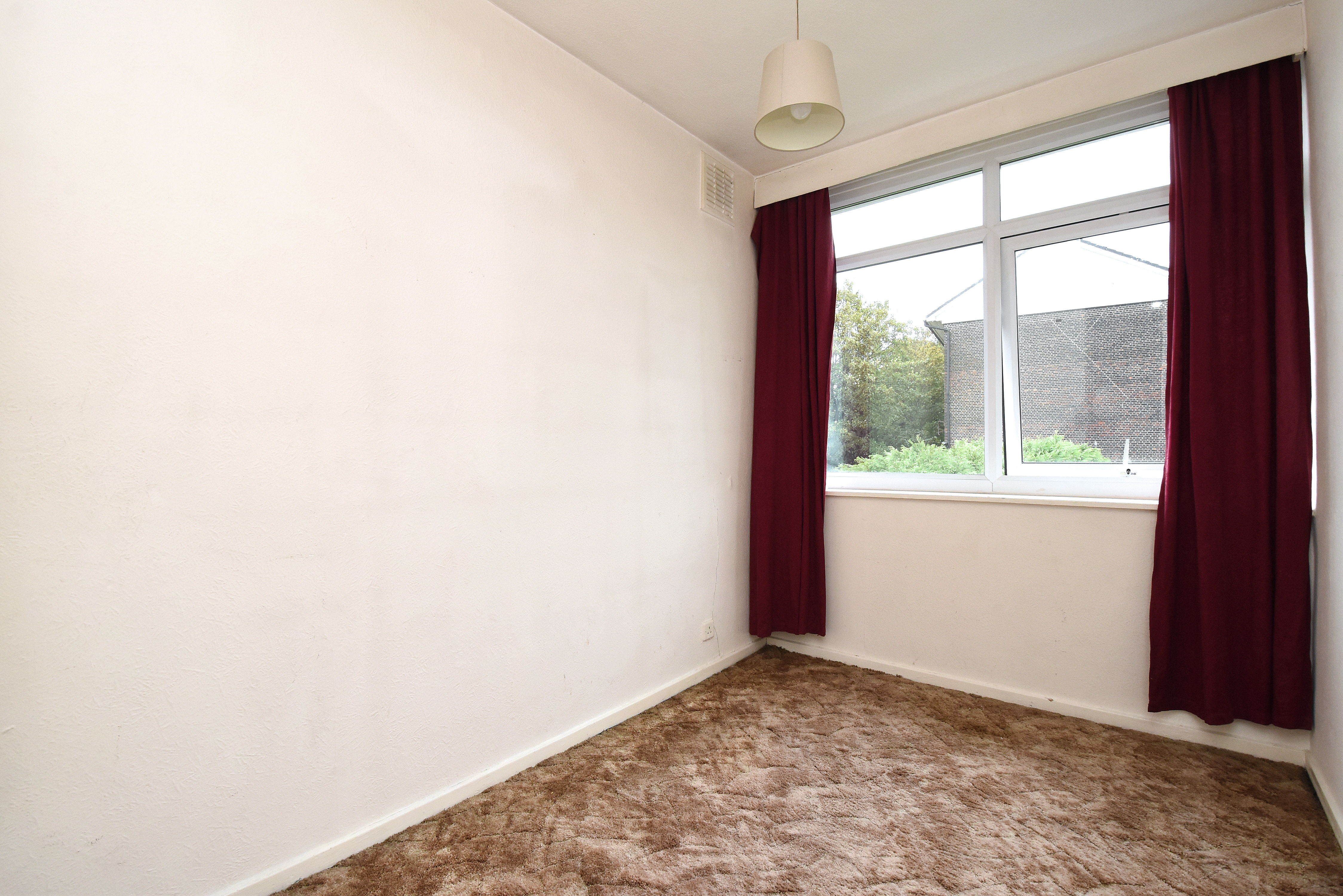 4 bed end of terrace house for sale in Tierney Road, London  - Property Image 7