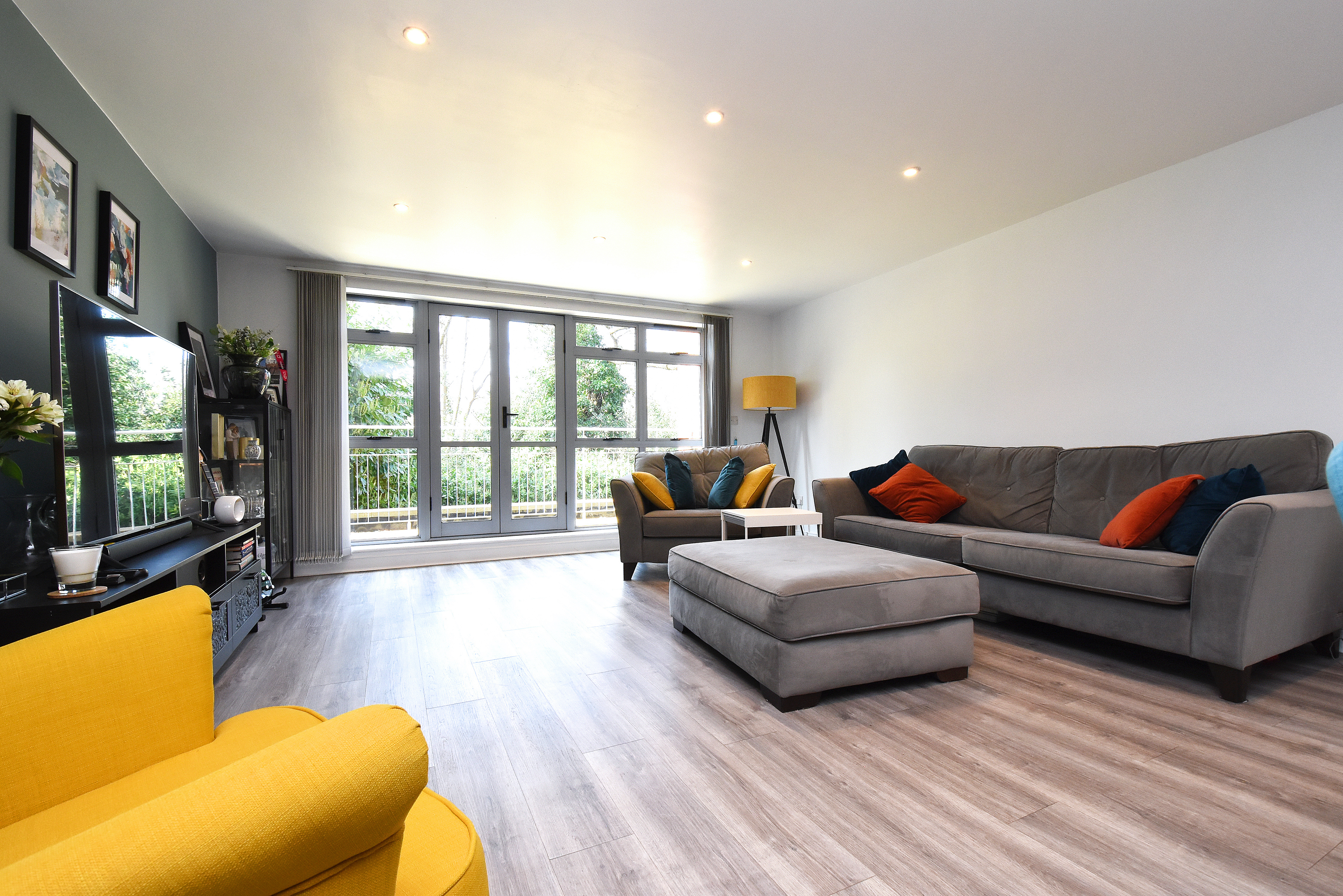 2 bed apartment for sale in London Road, Bromley  - Property Image 2