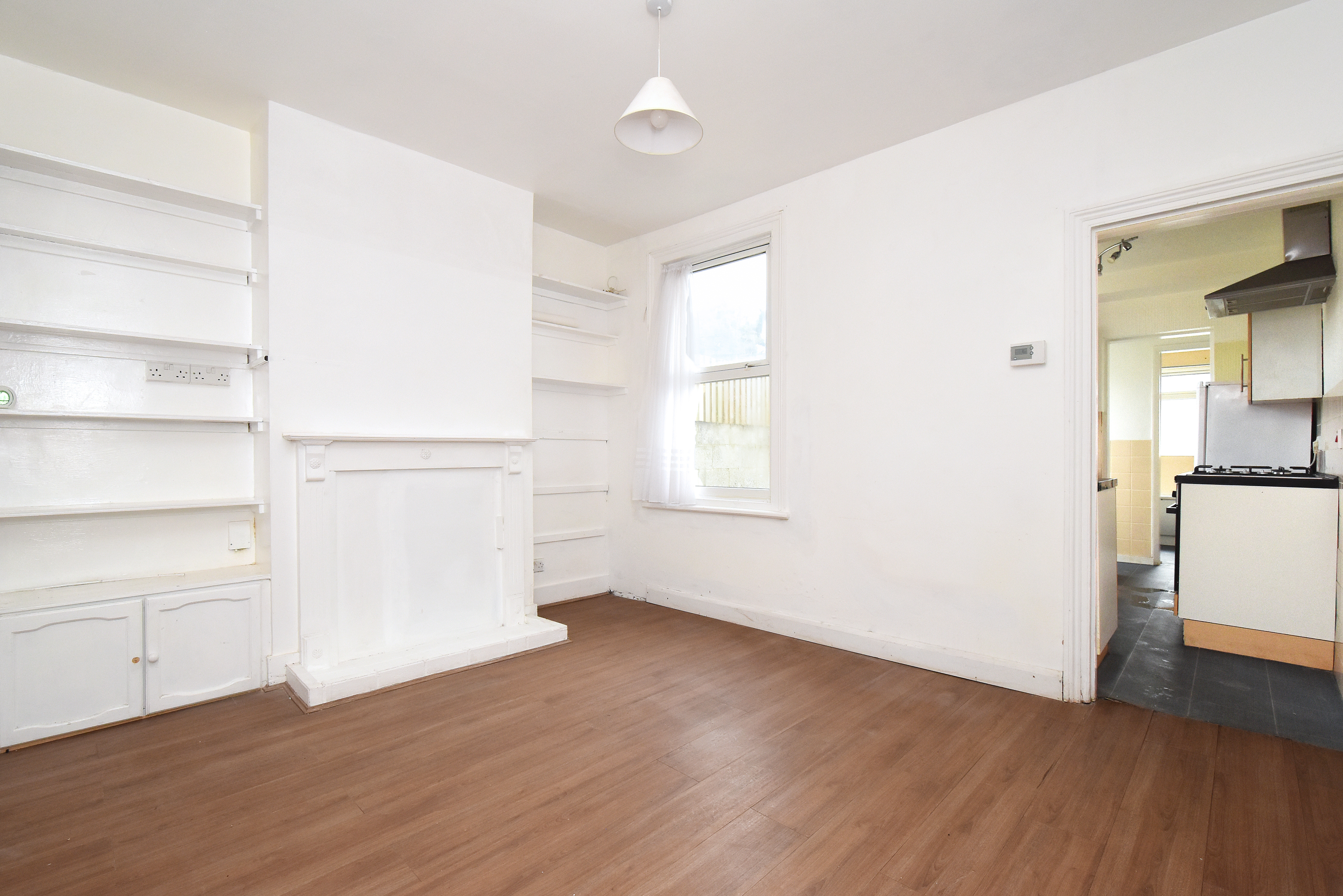 3 bed terraced house for sale in Frederick Road, Gillingham  - Property Image 4