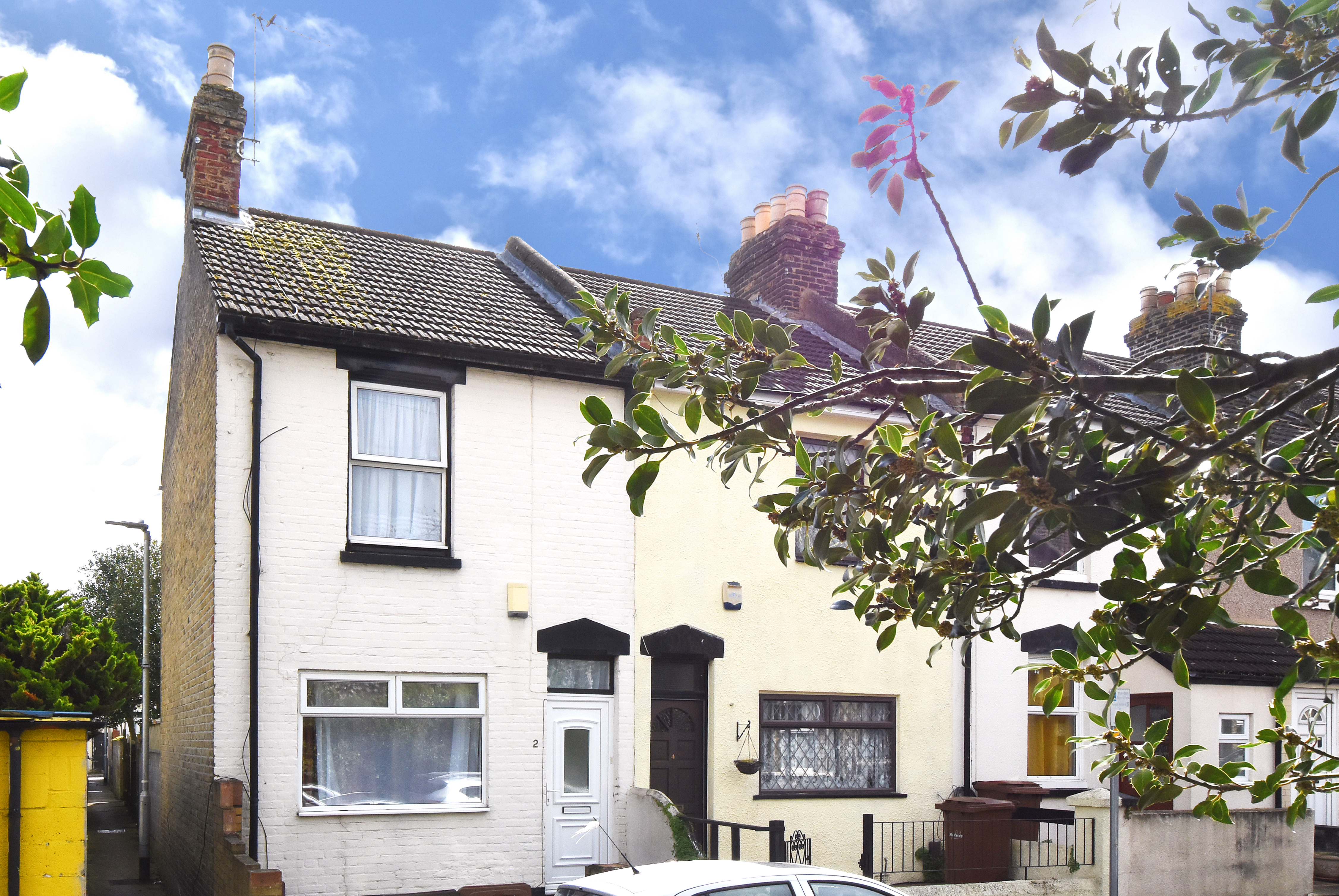 3 bed terraced house for sale in Frederick Road, Gillingham - Property Image 1