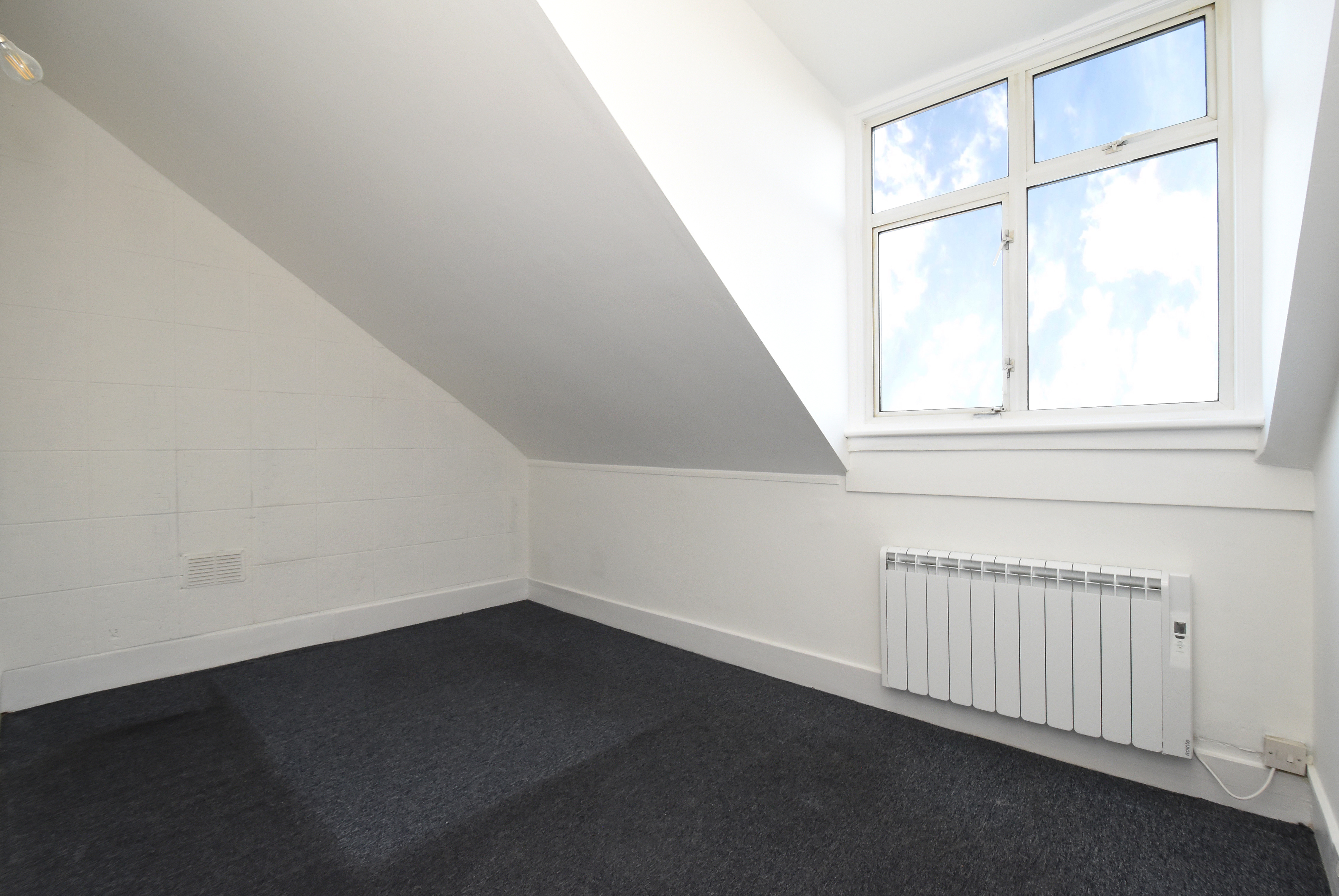 1 bed flat to rent in South Norwood Hill, London  - Property Image 7