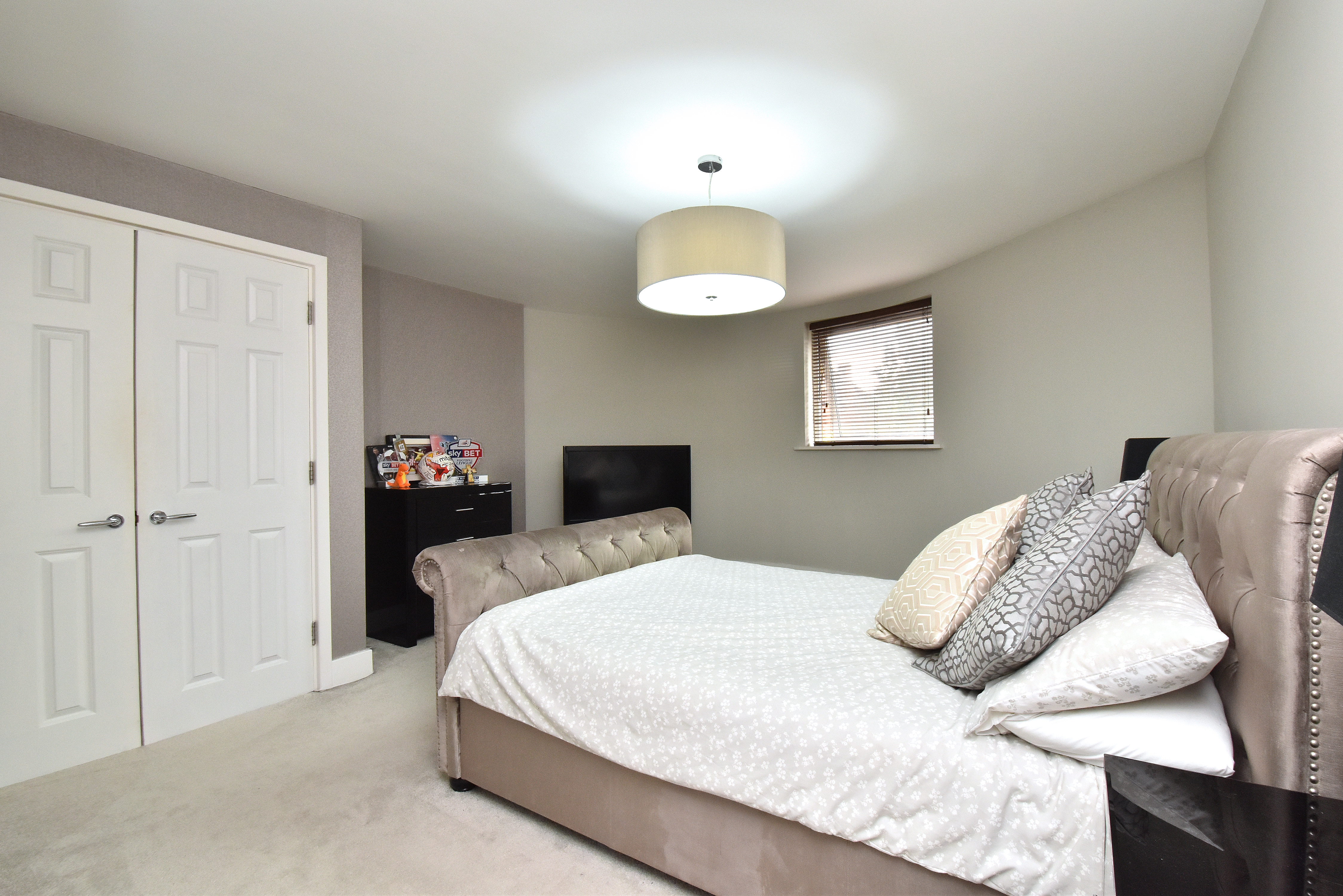 2 bed apartment to rent in Plaistow Lane, Bromley  - Property Image 8