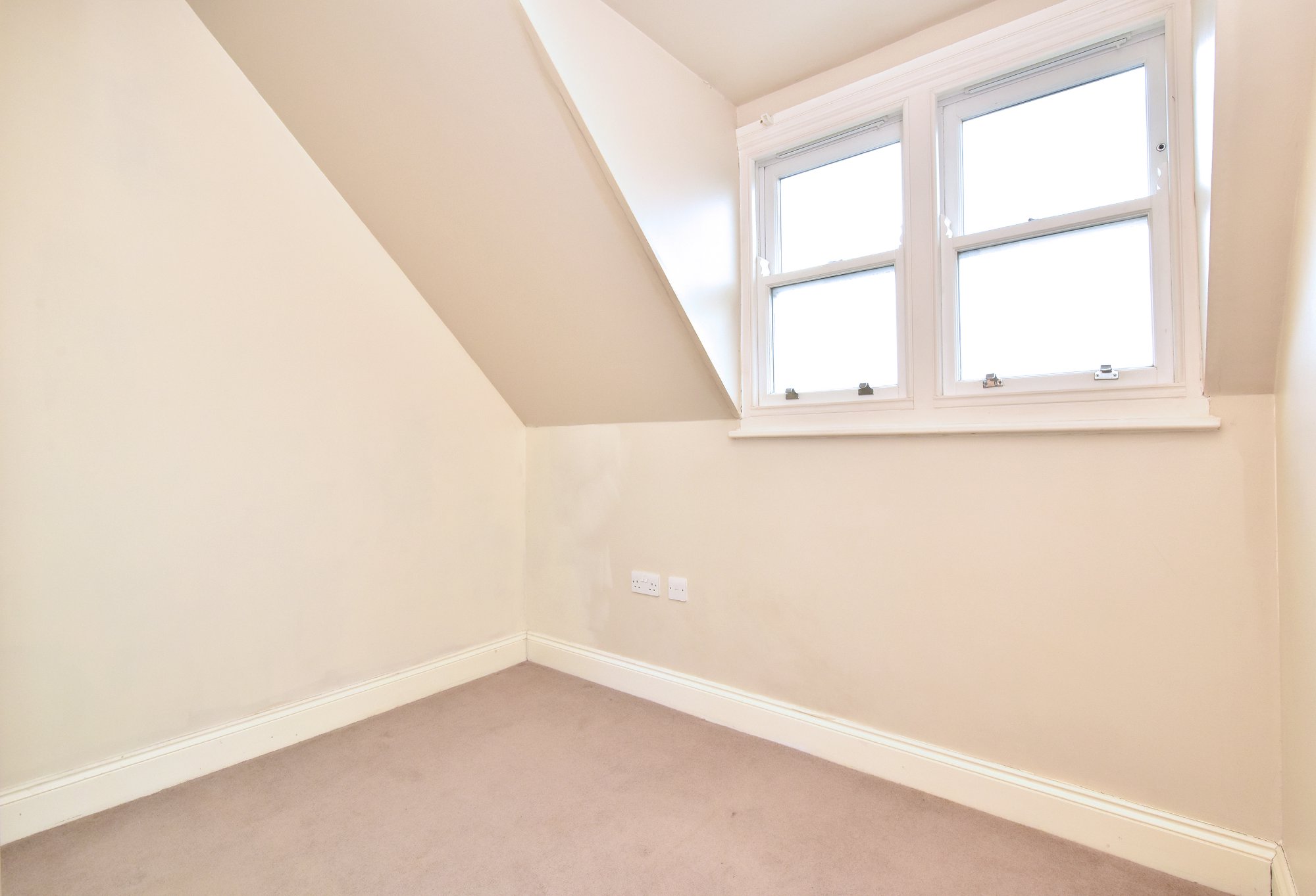 2 bed apartment to rent in Manor Grove, Beckenham  - Property Image 7