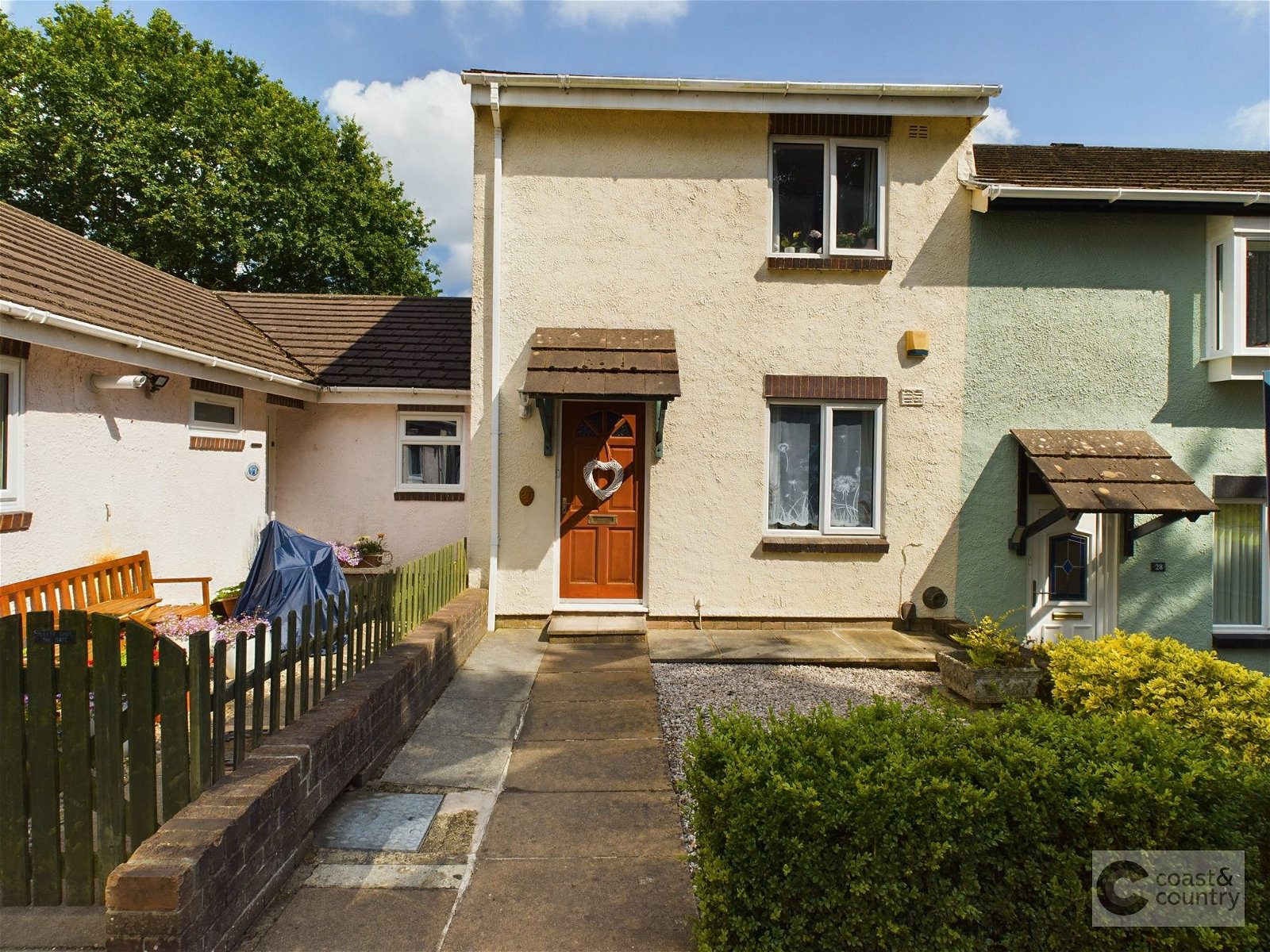 3 bed terraced house for sale in Spring Close, Newton Abbot  - Property Image 1