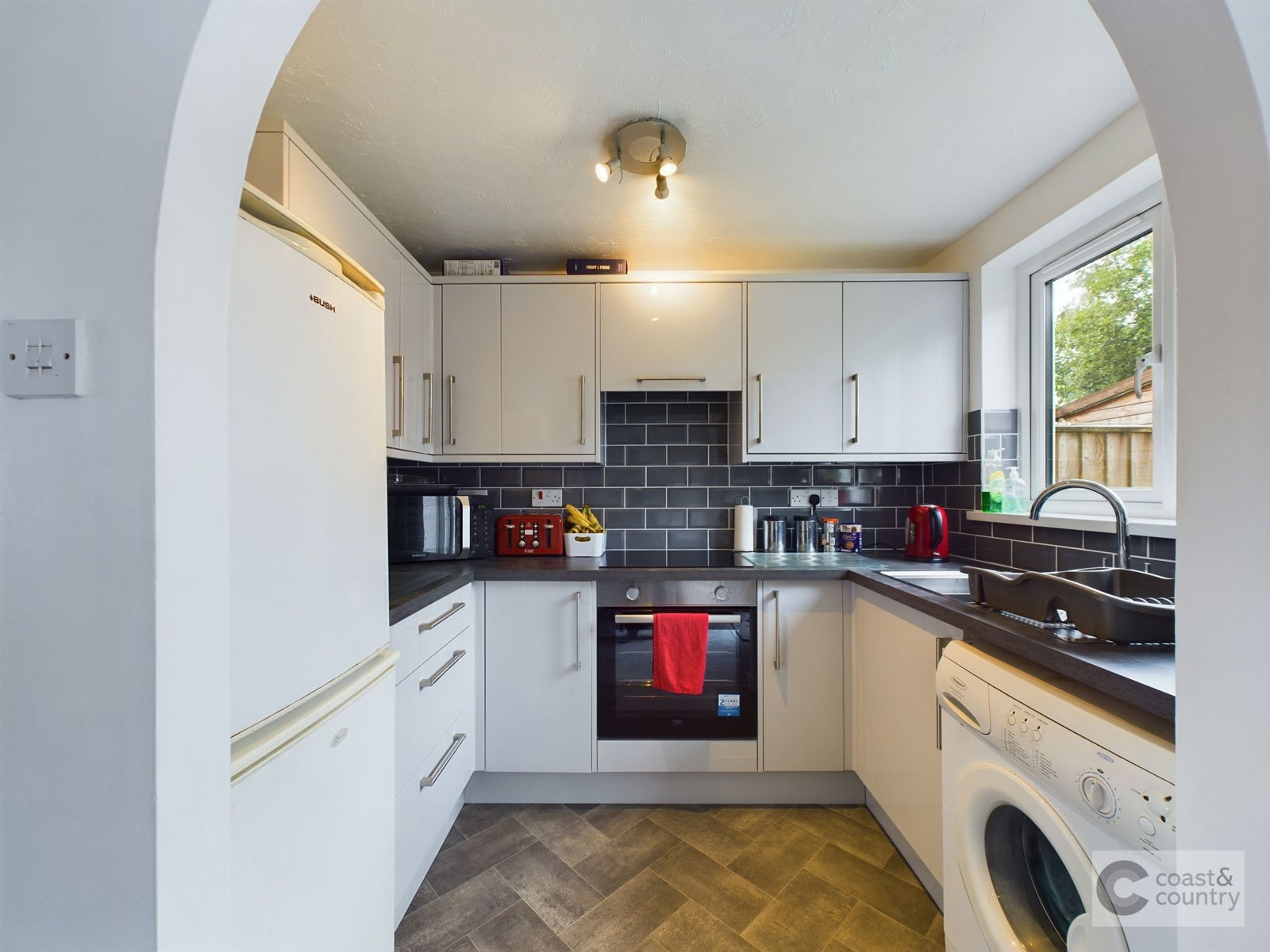 2 bed terraced house for sale in Lower Cannon Road, Newton Abbot 4