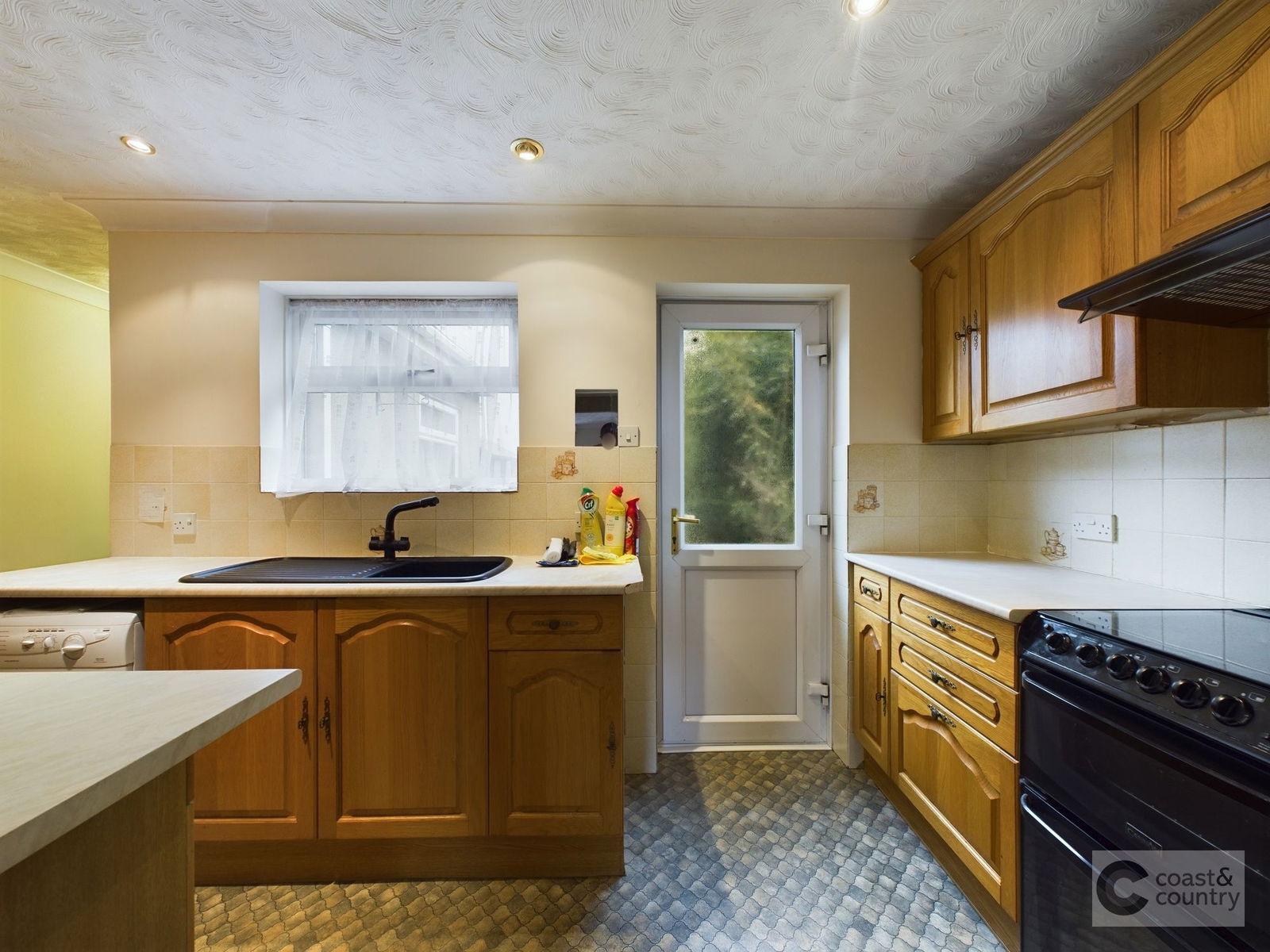 2 bed end of terrace house for sale in St. Johns Street, Newton Abbot  - Property Image 7