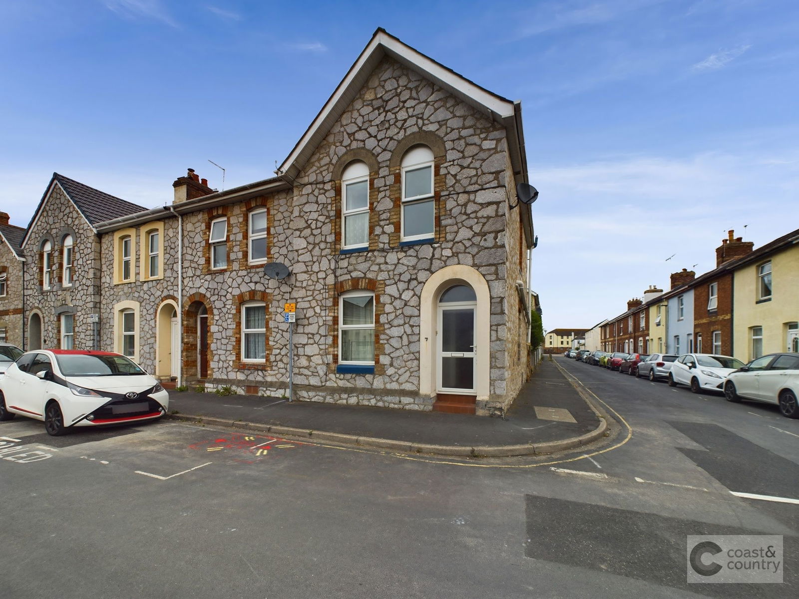 <p>Mature end terraced house on the level for town, railway station and amenities. Ideal first home or buy to let.</p>