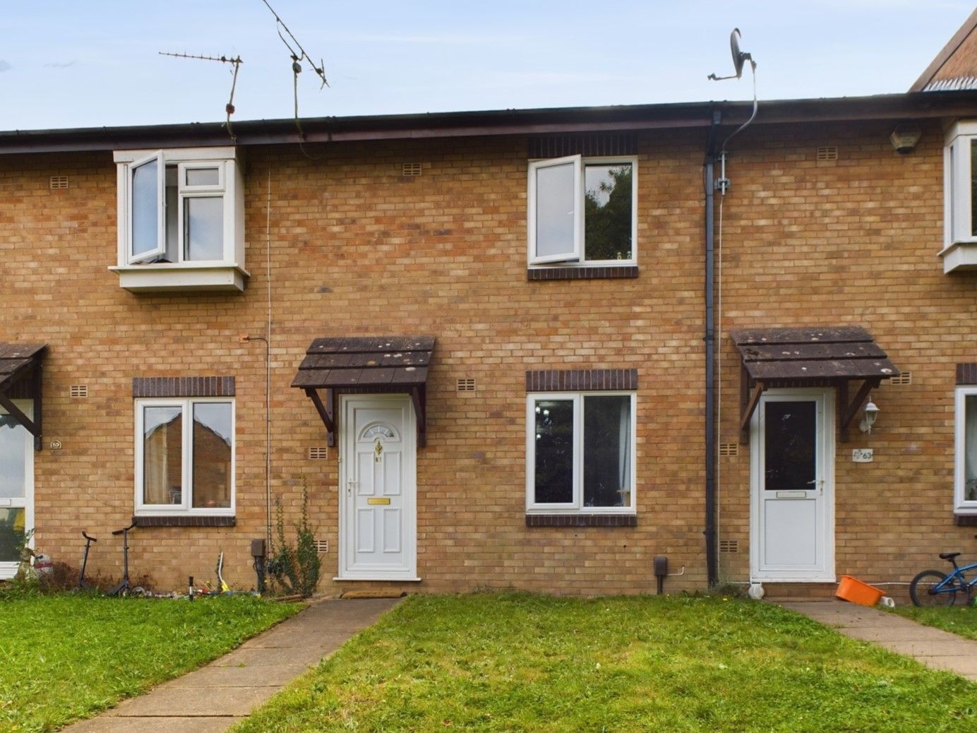 3 bed terraced house for sale in Burnley Road, Newton Abbot  - Property Image 1