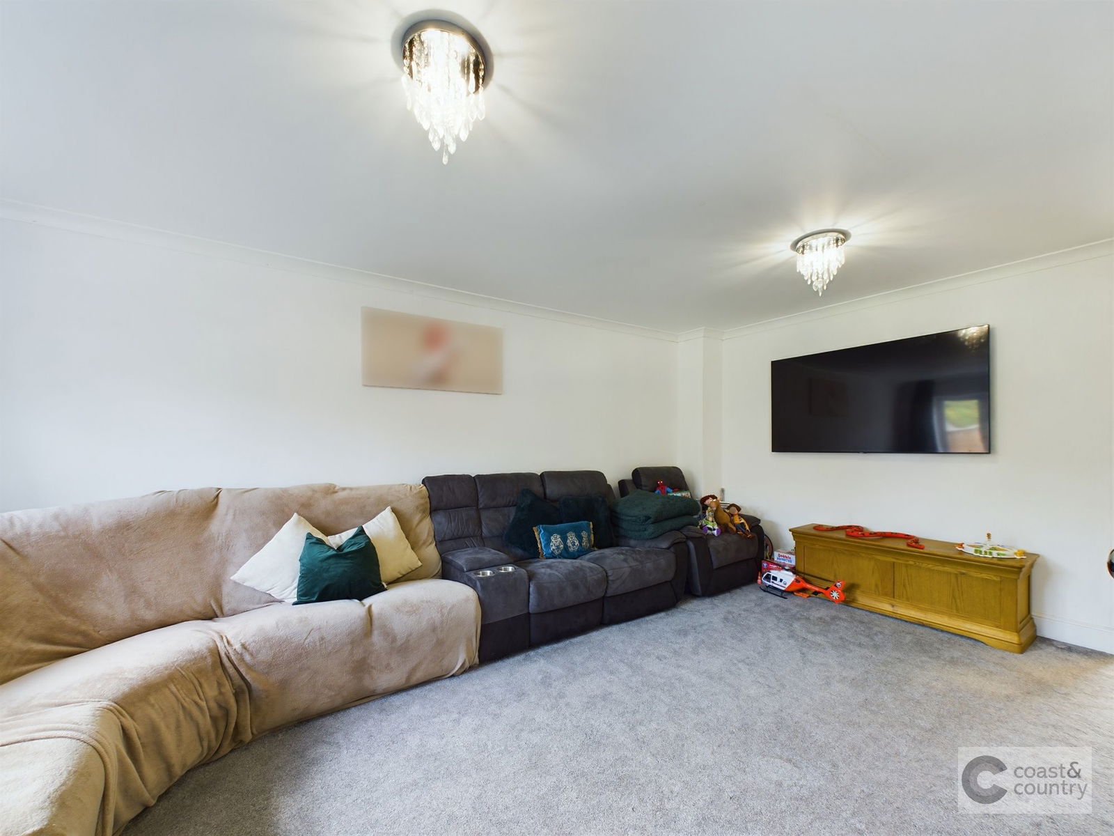 3 bed semi-detached house for sale in Spring Close, Newton Abbot  - Property Image 3