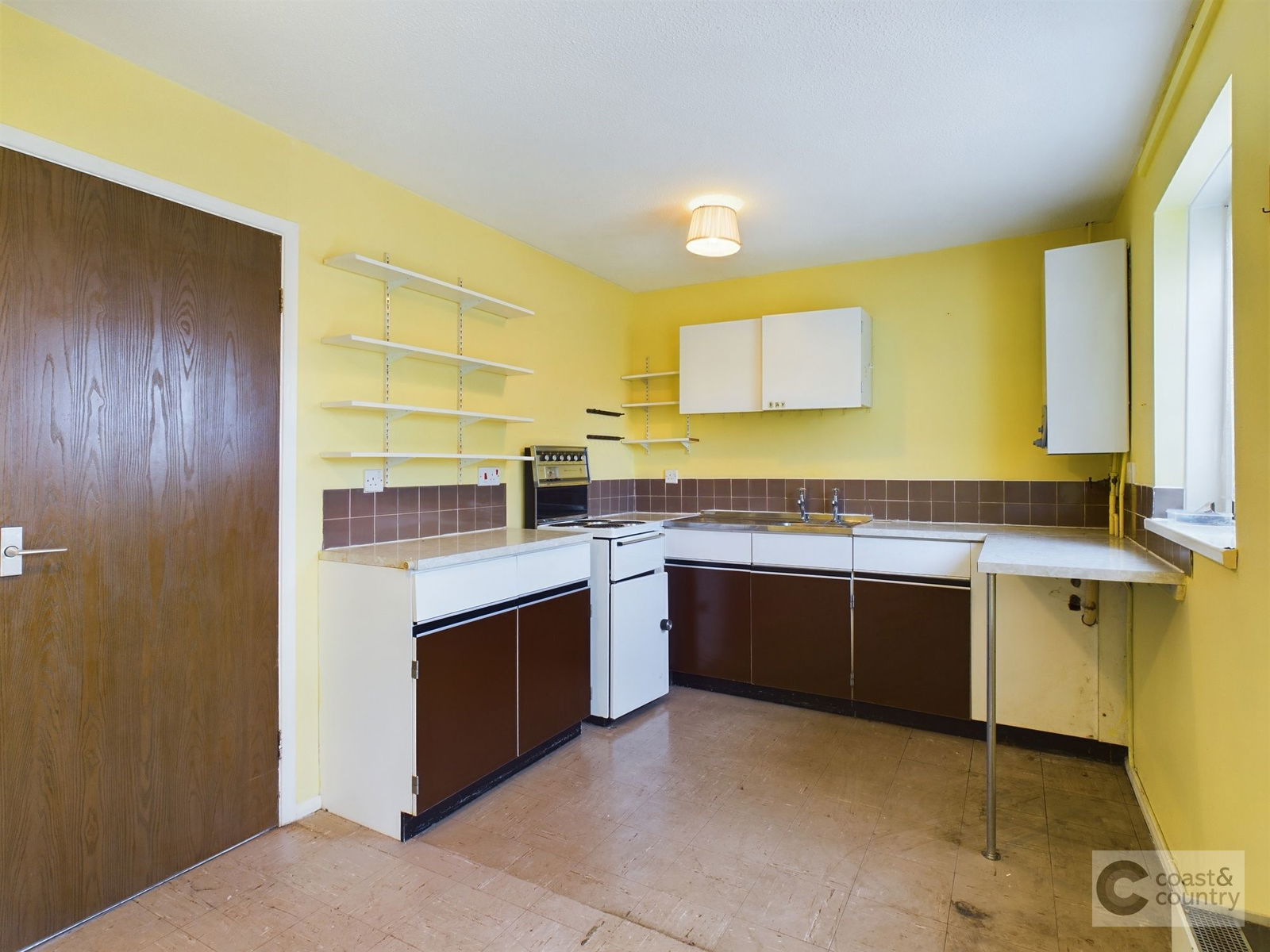 3 bed semi-detached house for sale in Chercombe Close, Newton Abbot  - Property Image 4