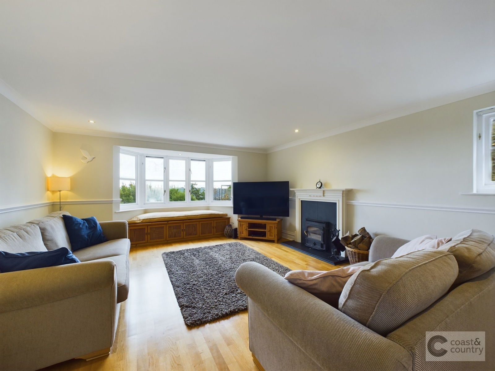 4 bed detached house for sale in South Road, Newton Abbot  - Property Image 2