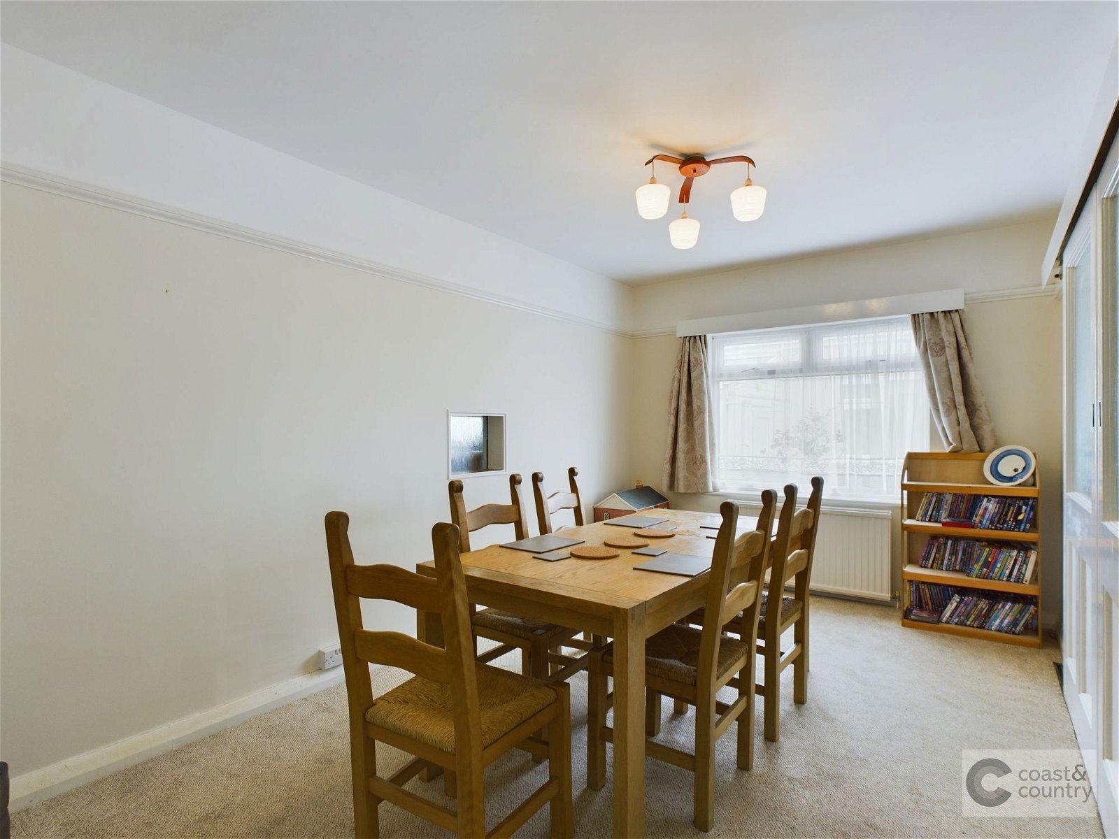 4 bed bungalow for sale in Oyster Bend, Paignton  - Property Image 7