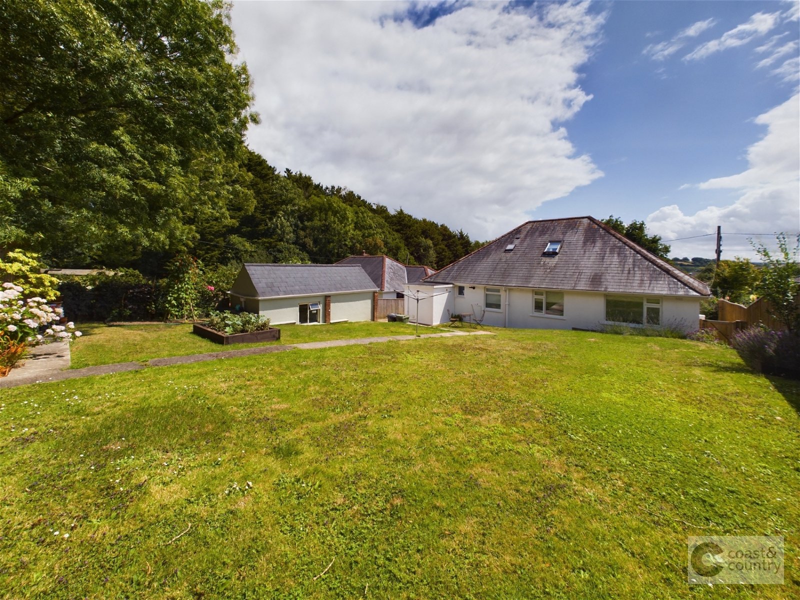 5 bed bungalow for sale in Darran Road, Newton Abbot  - Property Image 6